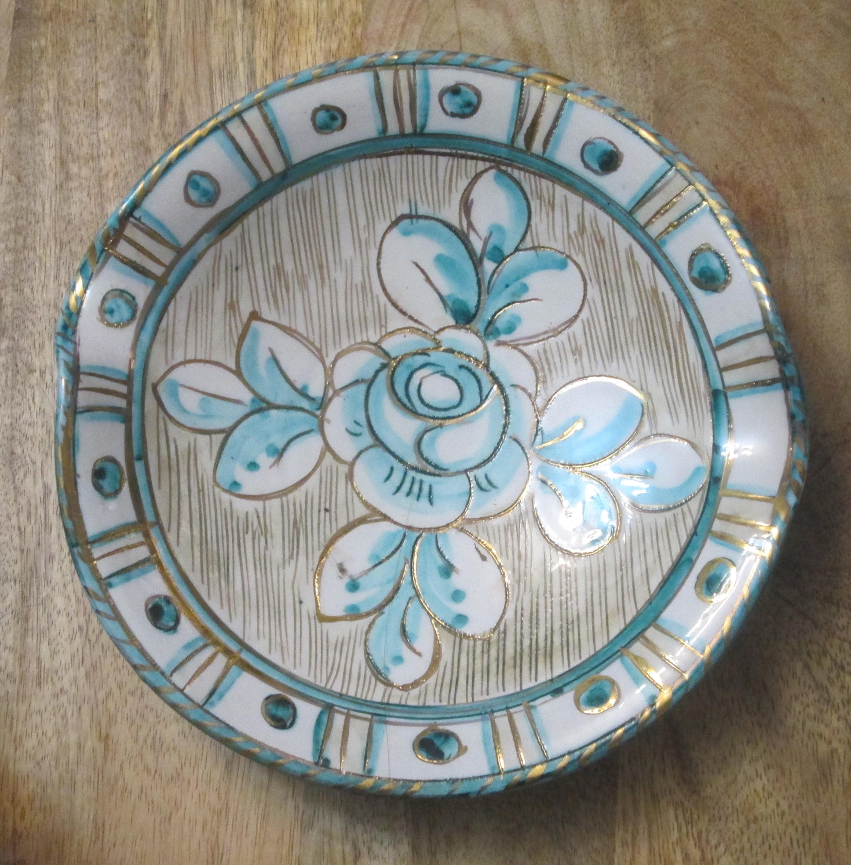 Vintage Italian Pottery Sgraffito Rose Design Bowl