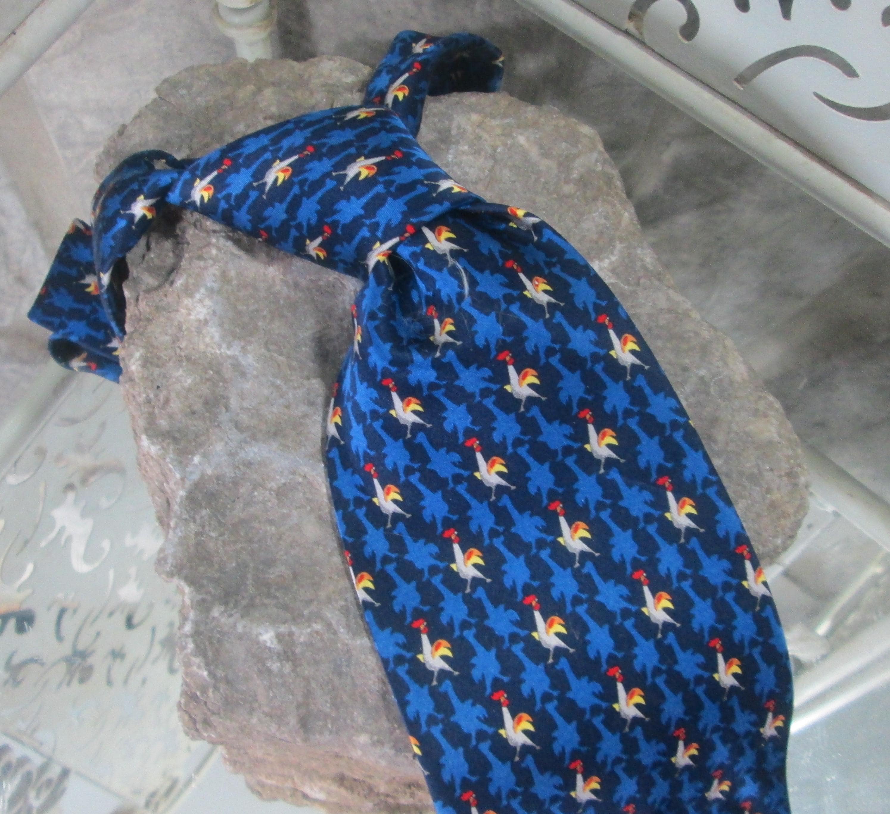 Vintage Como House Italian Silk Chicken Pattern Tie