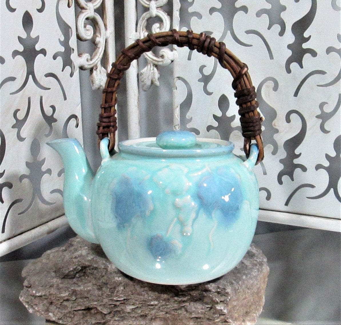 Vintage Japanese Blue Leaf Design Teapot