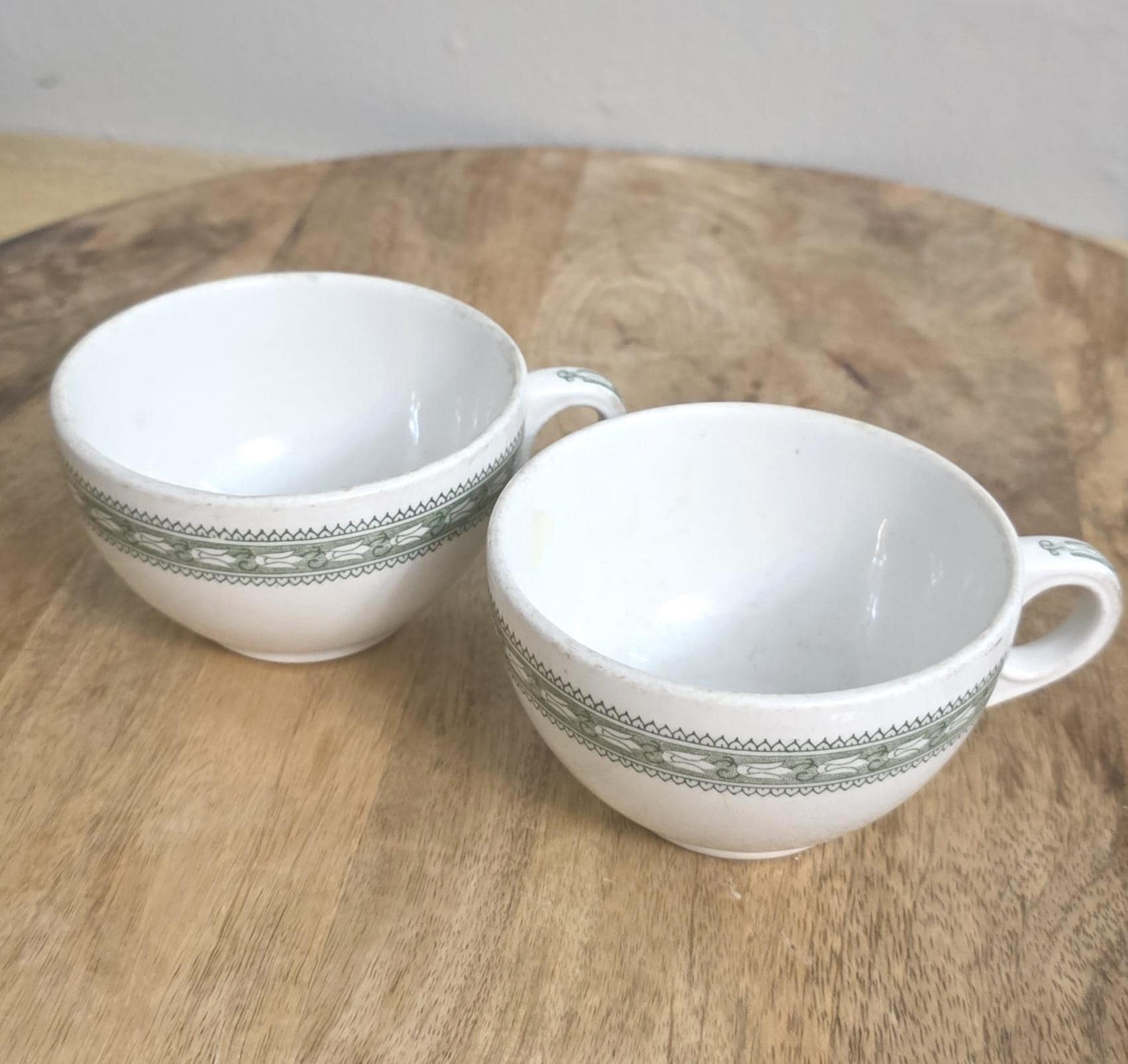 Vintage Mayer China Chesterfield Pattern Restaurant Ware Coffee Cup - Thumbnail 3