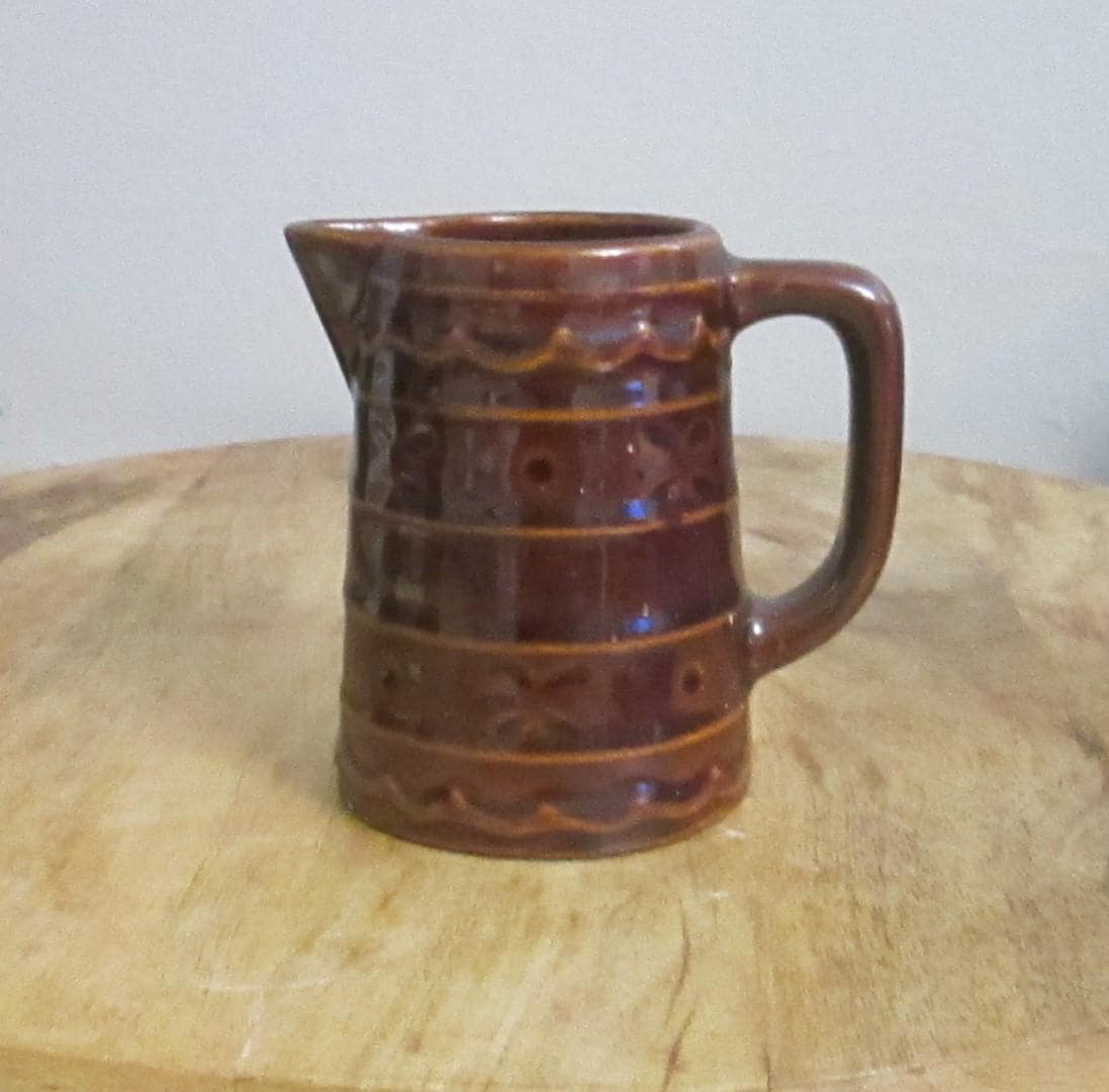 Vintage Mar-Crest Daisy and Dot Pattern Creamer