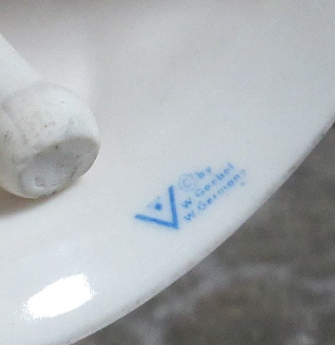 Vintage Goebel White Porcelain Bride Bell - Thumbnail 2