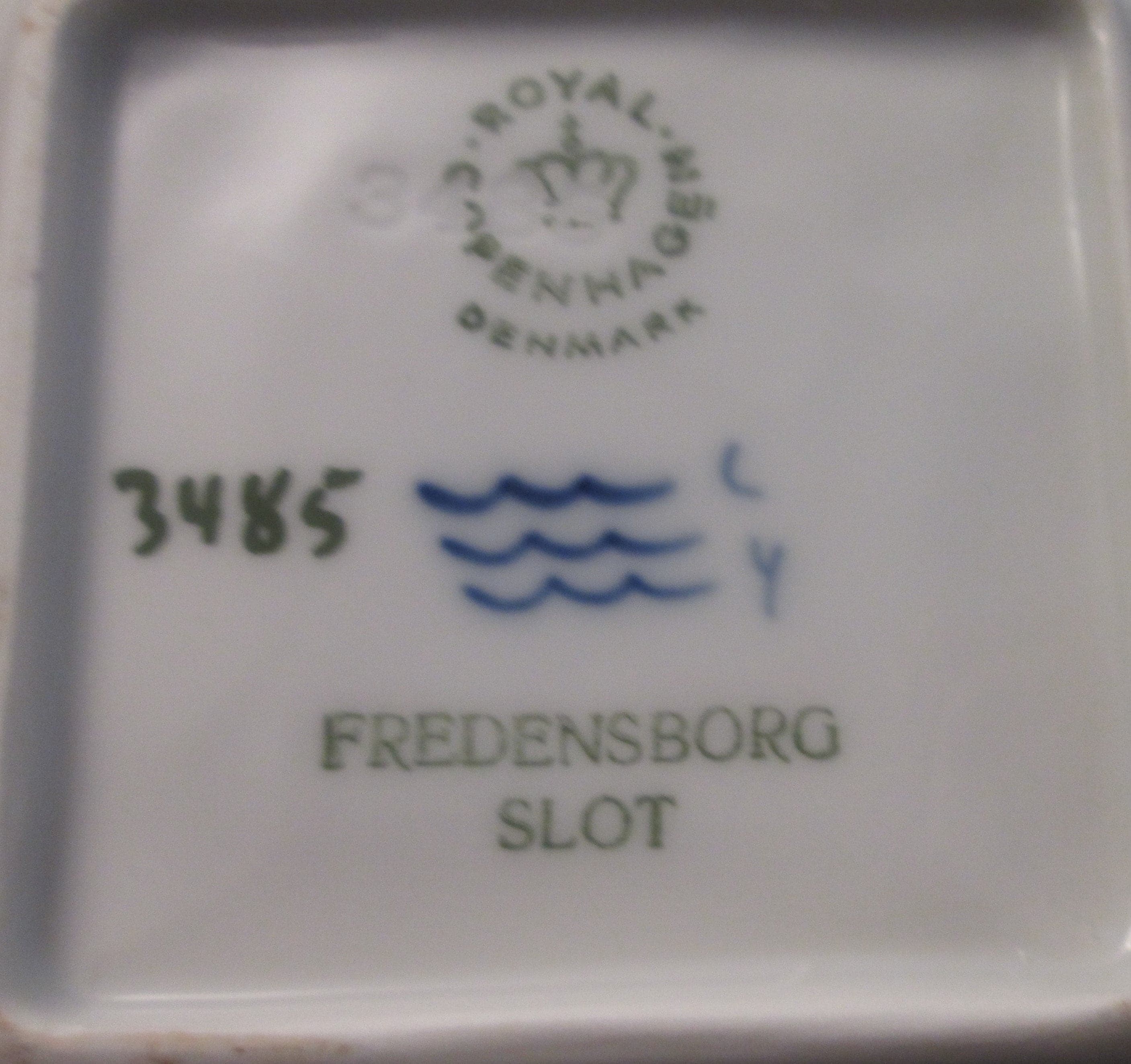 Vintage Royal COpenhagen Denmark Fredensborg Palace Dish - Thumbnail 2