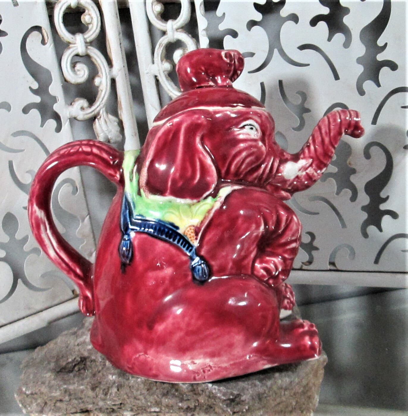 Vintage Pink Elephant Japanese Teapot - Thumbnail 2