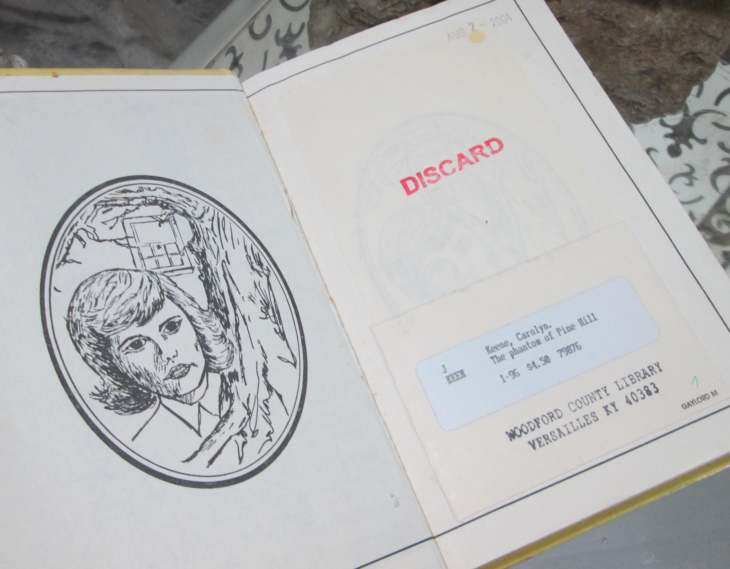 The Phantom of Pine Hill by Carolyn Keene, Nancy Drew Mystery, 1980s Edition #42 - Thumbnail 3
