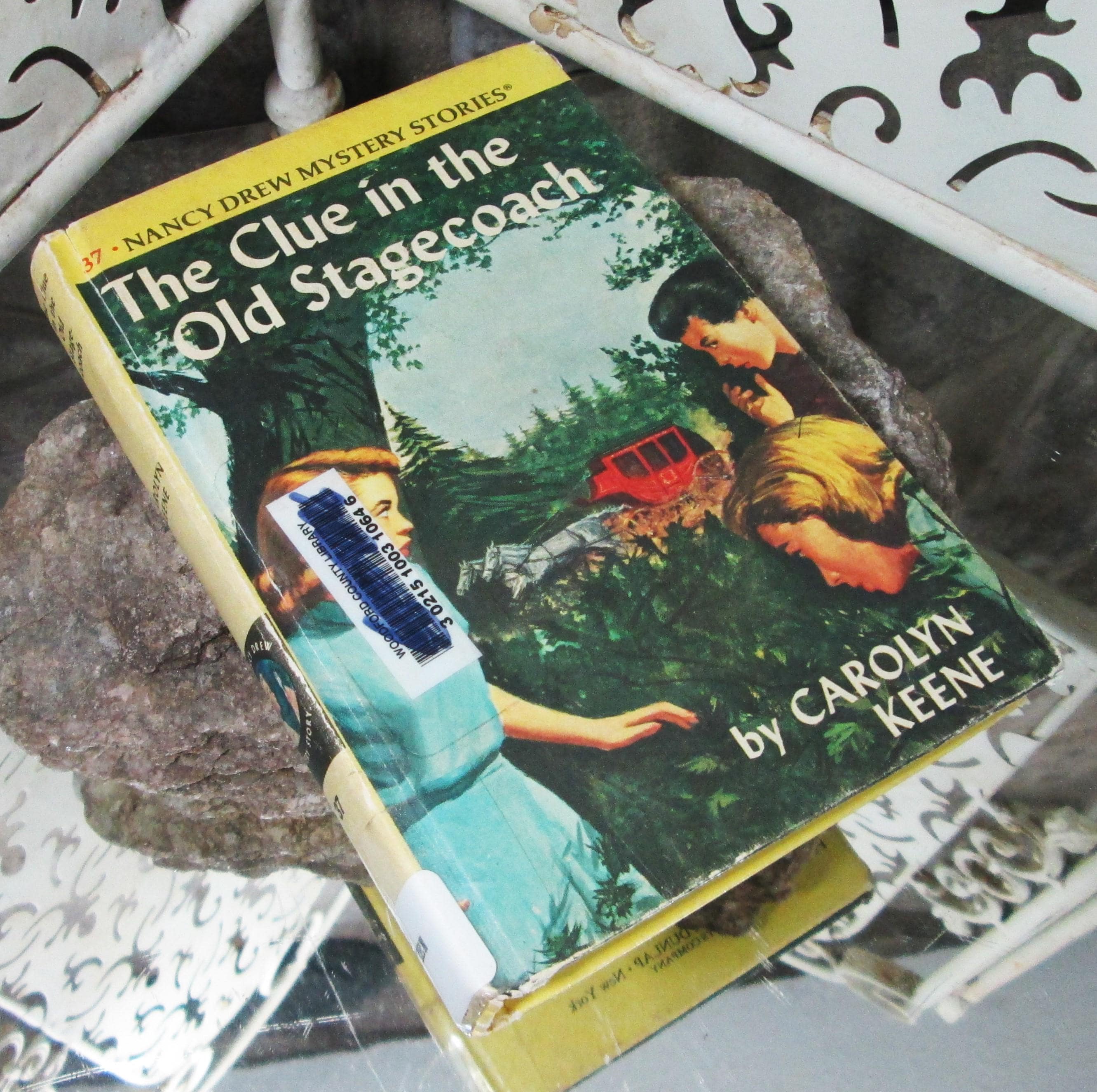 The Clue in the Old Stagecoach by Carolyn Keene, Nancy Drew Mystery #37, 1980s