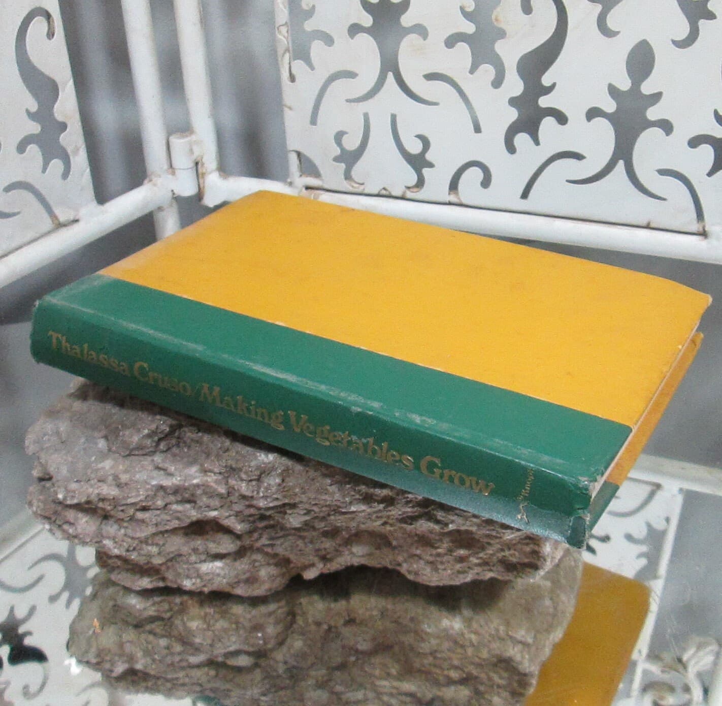 Vintage Book Making Vegetables Grow by Thalassa Cruso, 1975 - Thumbnail 2