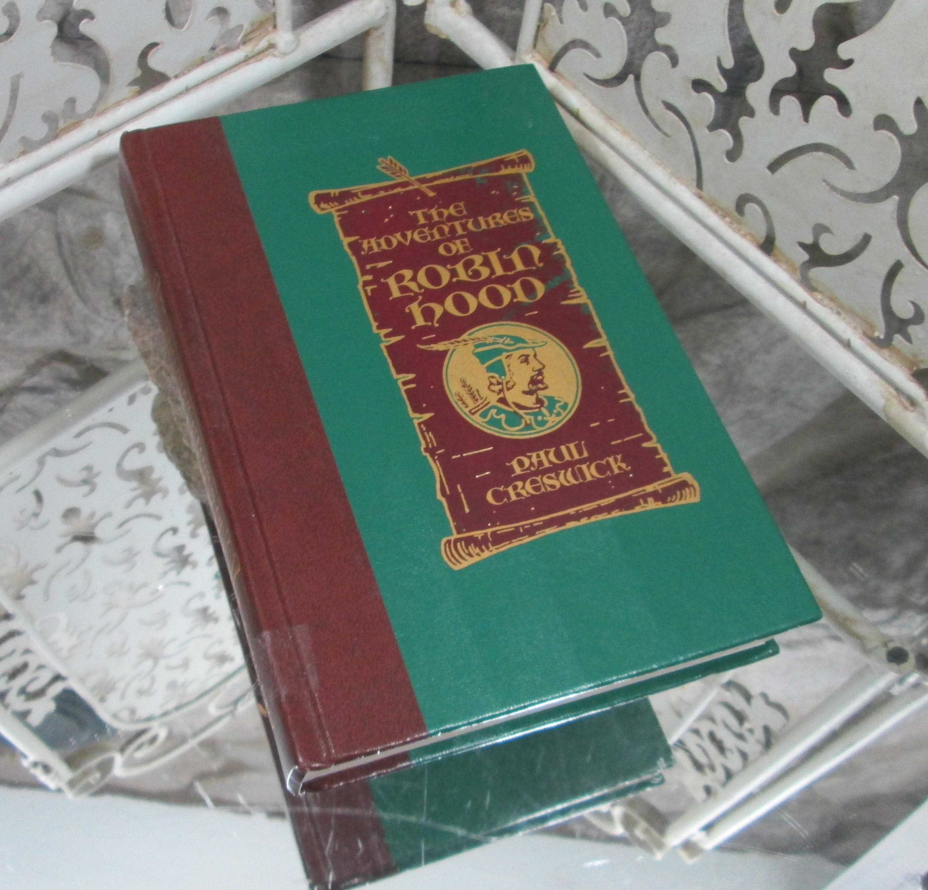 The Adventures of Robin Hood by Paul Creswick, Illustrations by N.C. Wyeth, 1991 Edition.
