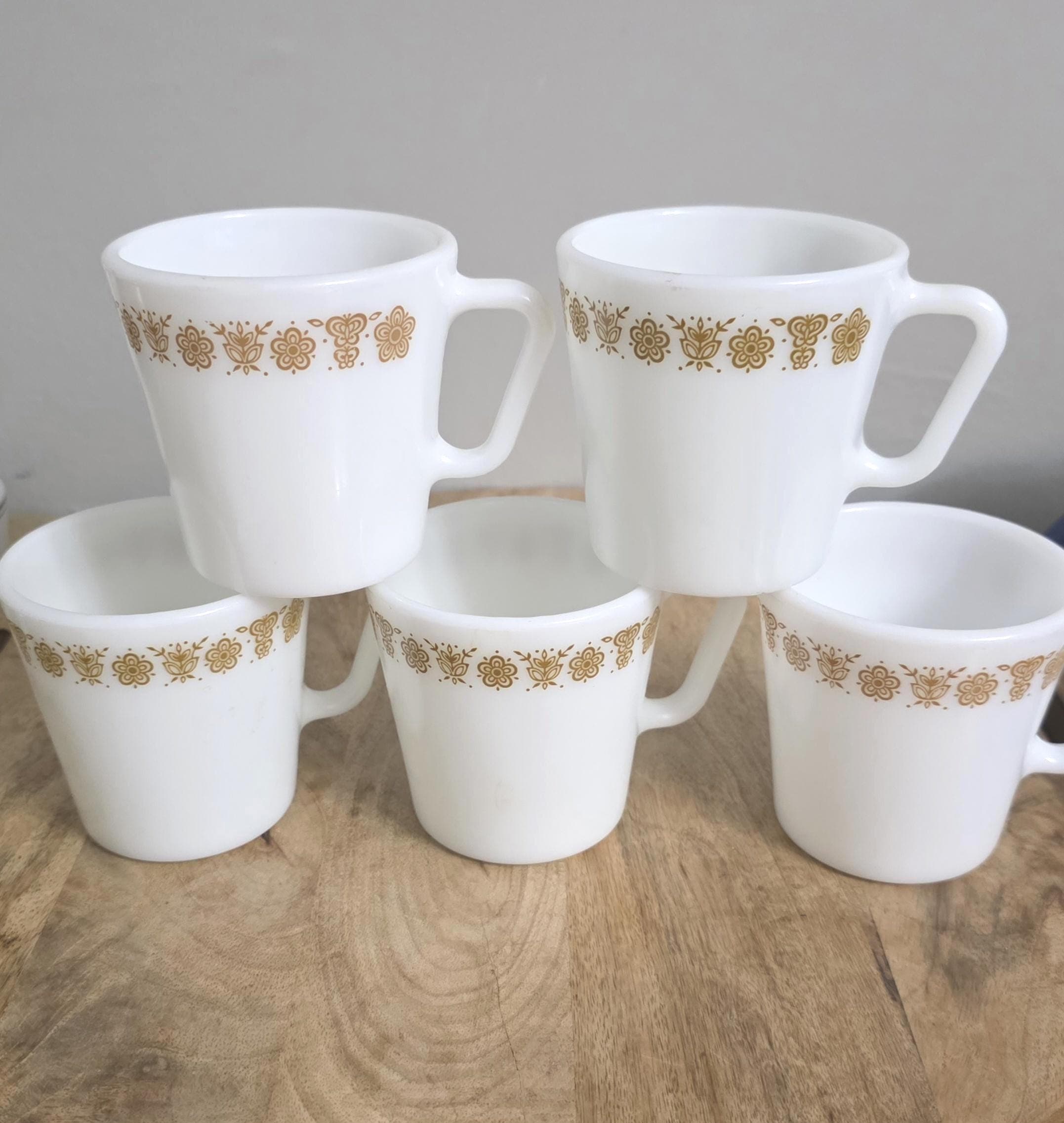Vintage Pyrex Butterfly Gold Coffee Cups - Thumbnail 3