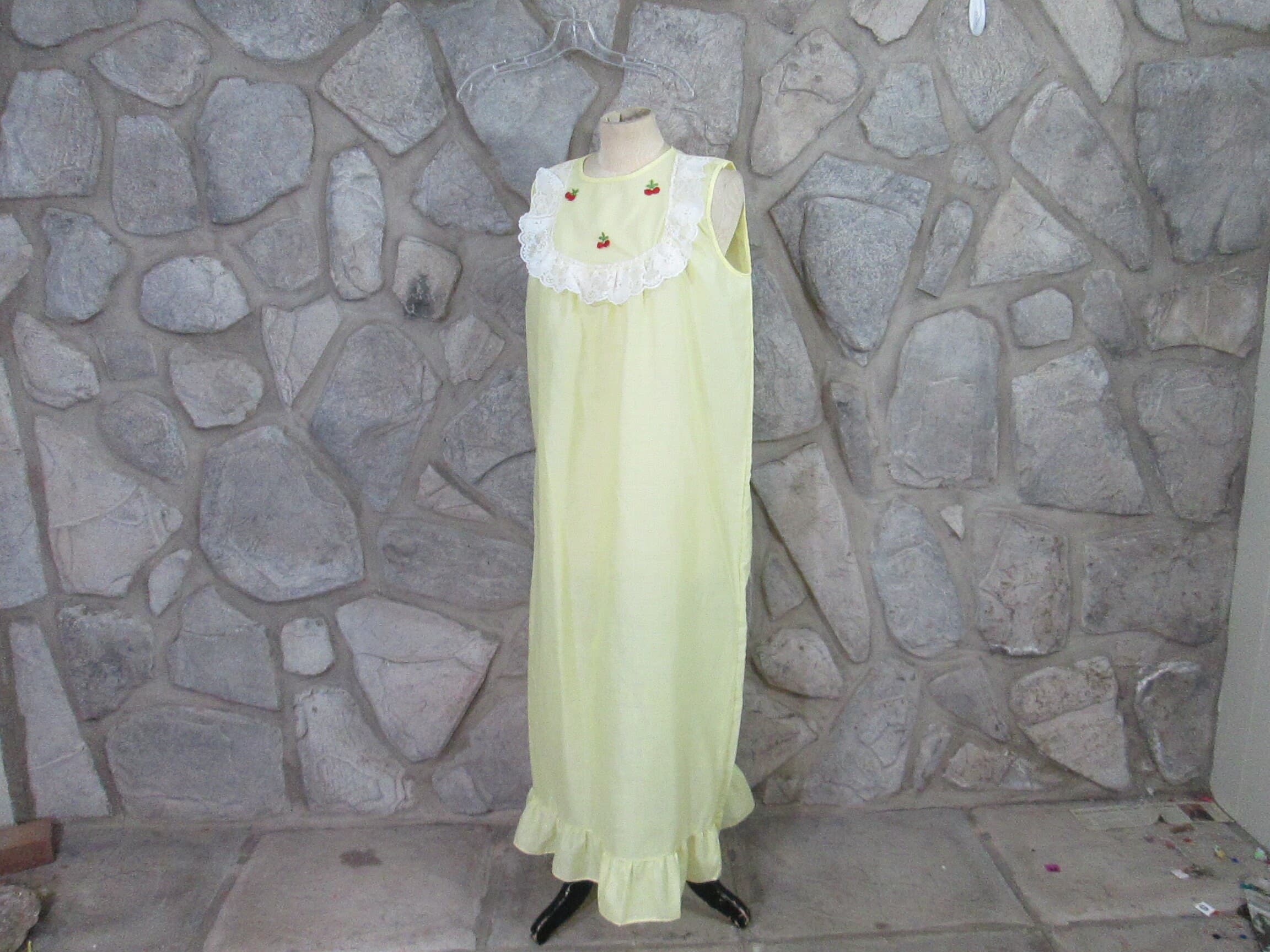 Vintage Yellow Cotton Blend Nightgown With Cherry Decoration - Thumbnail 3