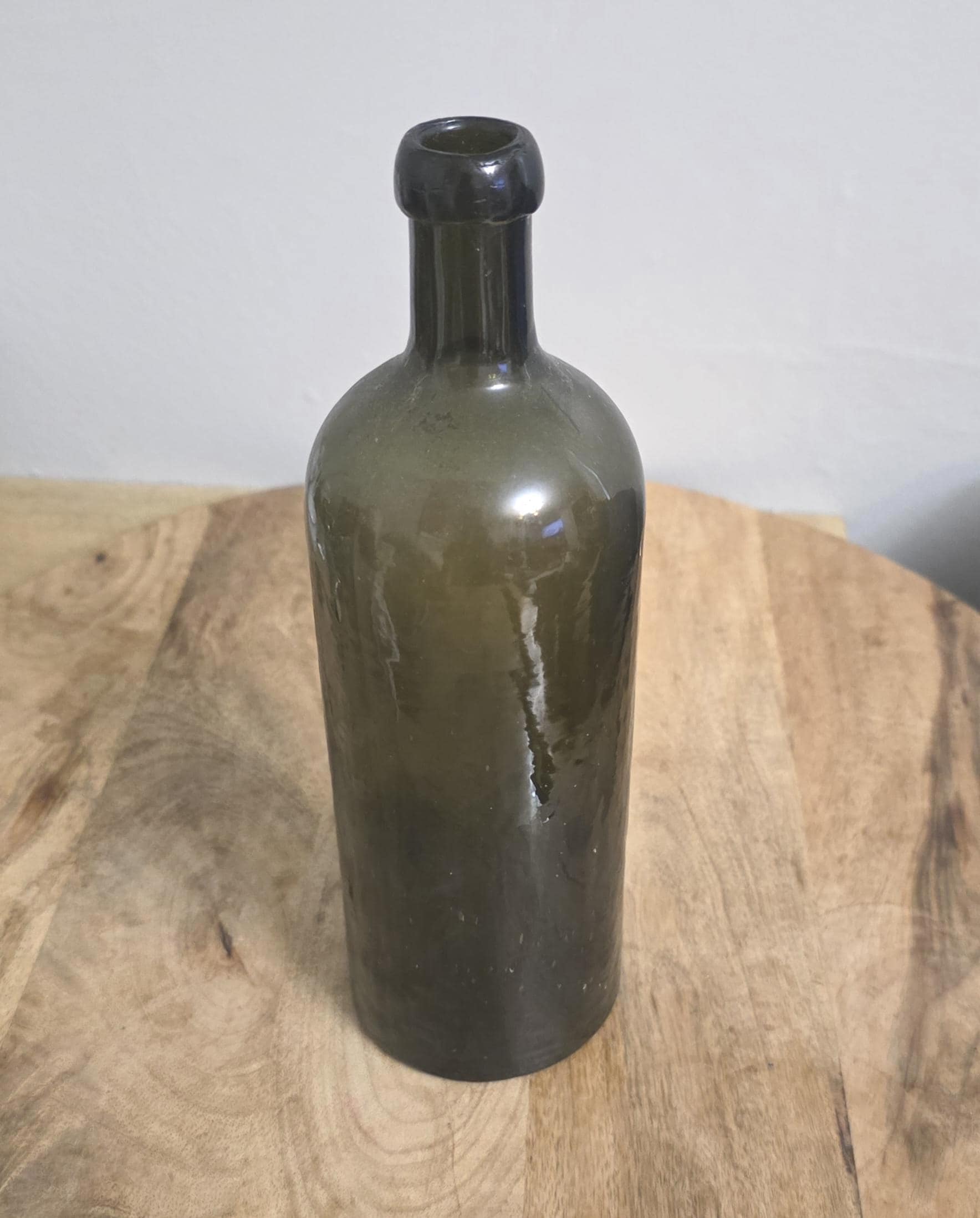 Vintage Green Glass Hunyadi Janos Saxlehner’s Bitterquelle Bottle - Thumbnail 2