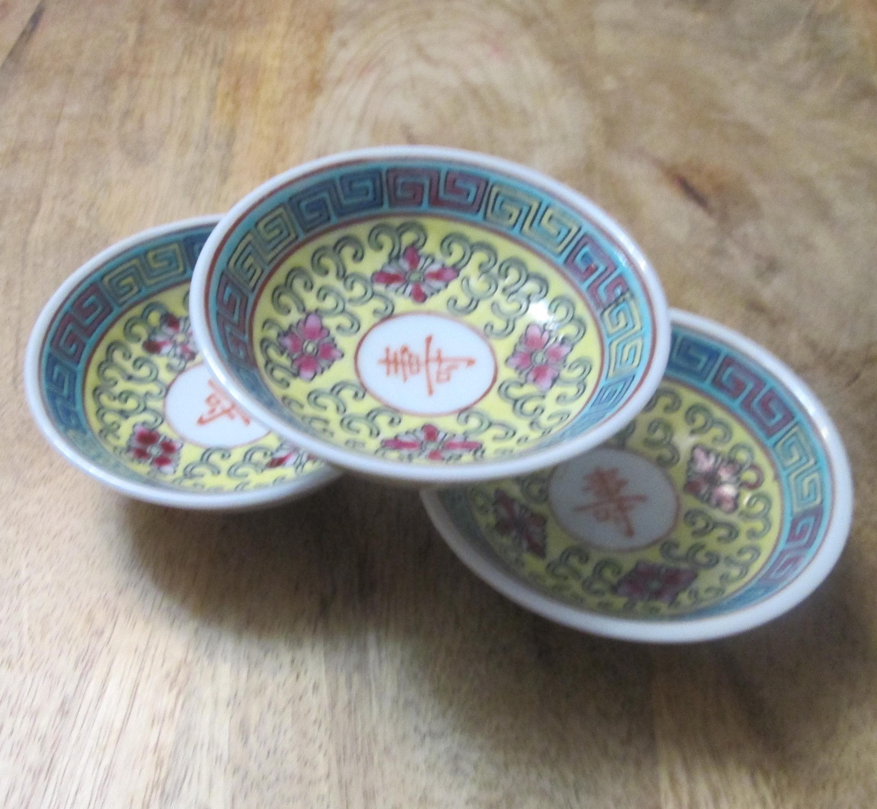 Vintage Chinese Jingdezhen Enamel Dishes, Lot of 3 - Thumbnail 2