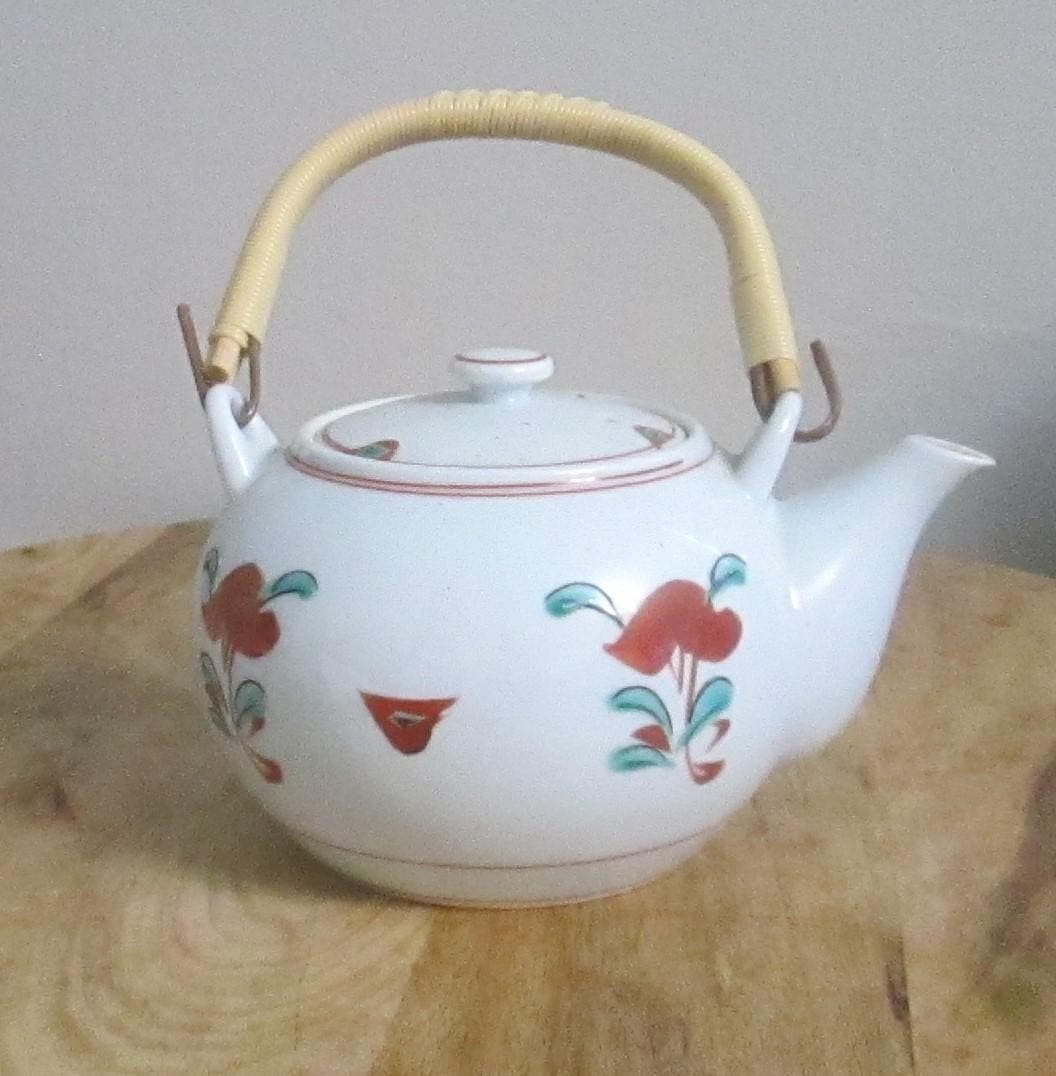 Vintage Japanese Imari Teapot - Thumbnail 2