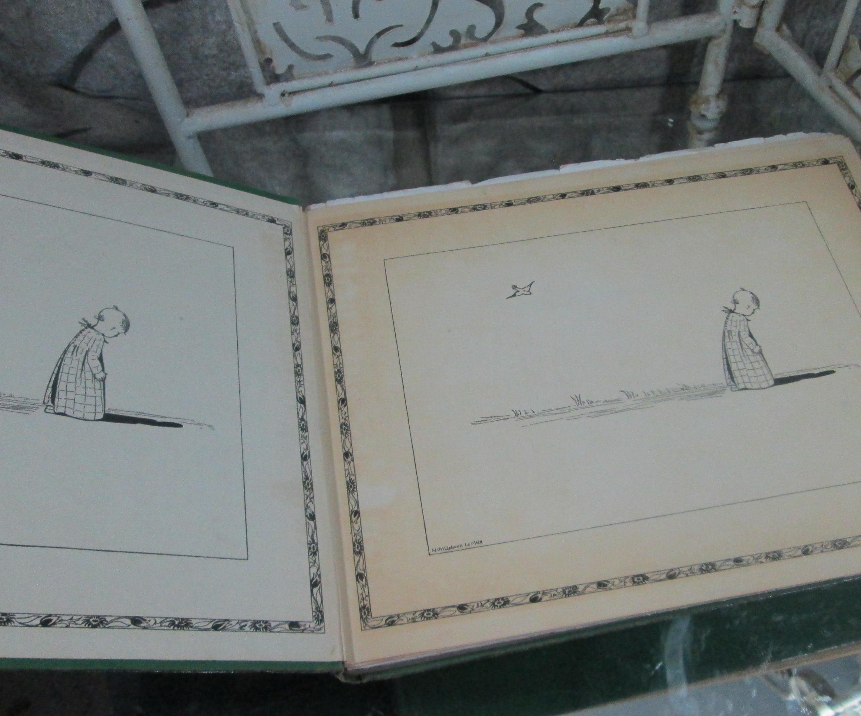 A Child's Garden of Verses by Robert Louis Stevenson, Illustrated by H. Willebeek LeMair, 1926 - Thumbnail 2