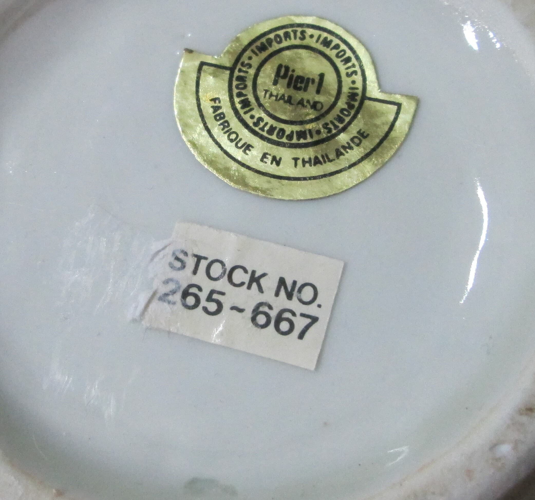 Vintage Pier 1 Oriental Blue and White Vase - Thumbnail 4
