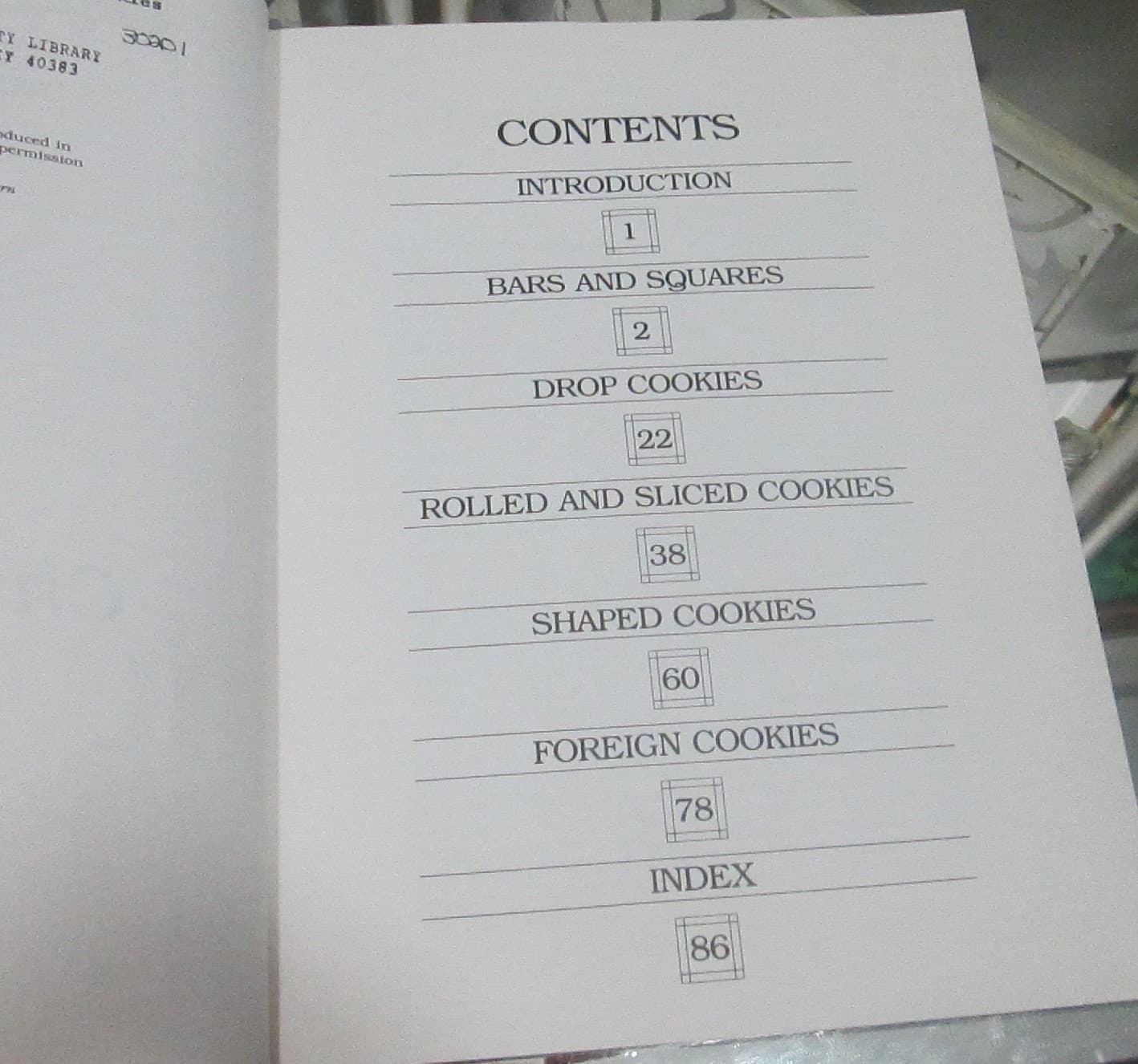 Vintage Christmas Cookies Cookbook, 1990 - Thumbnail 4