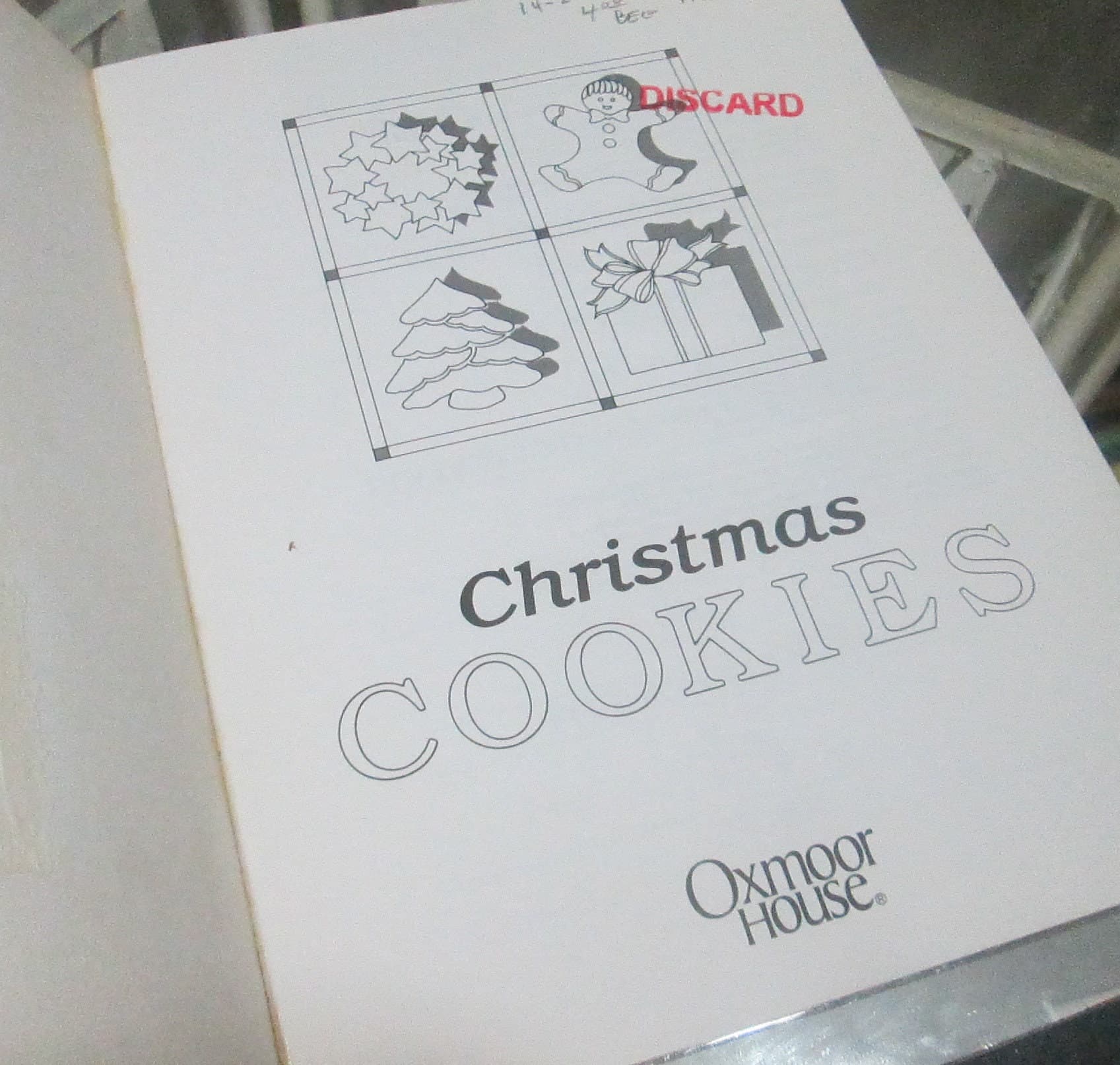 Vintage Christmas Cookies Cookbook, 1990 - Thumbnail 3