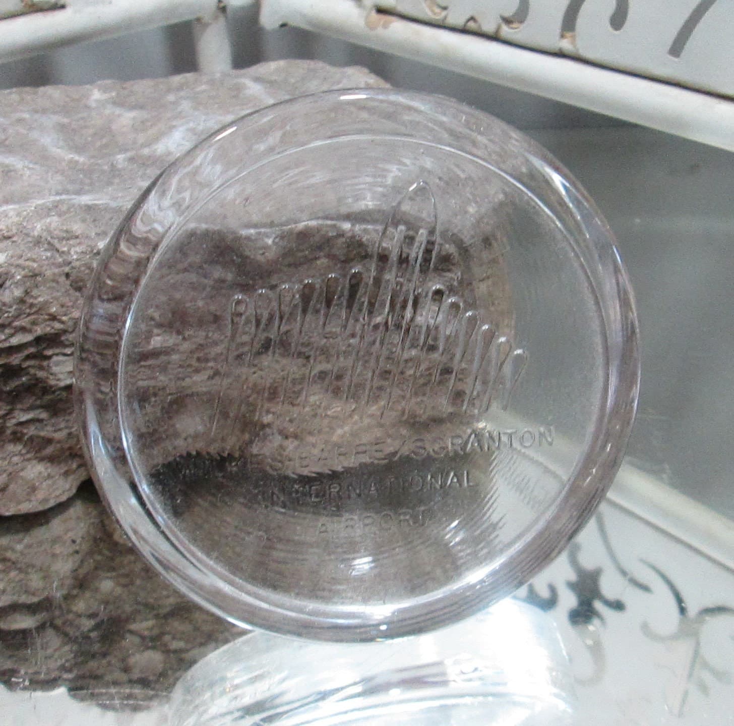 Vintage Wilkes-Barre/Scranton International Airport Paperweight - Thumbnail 2
