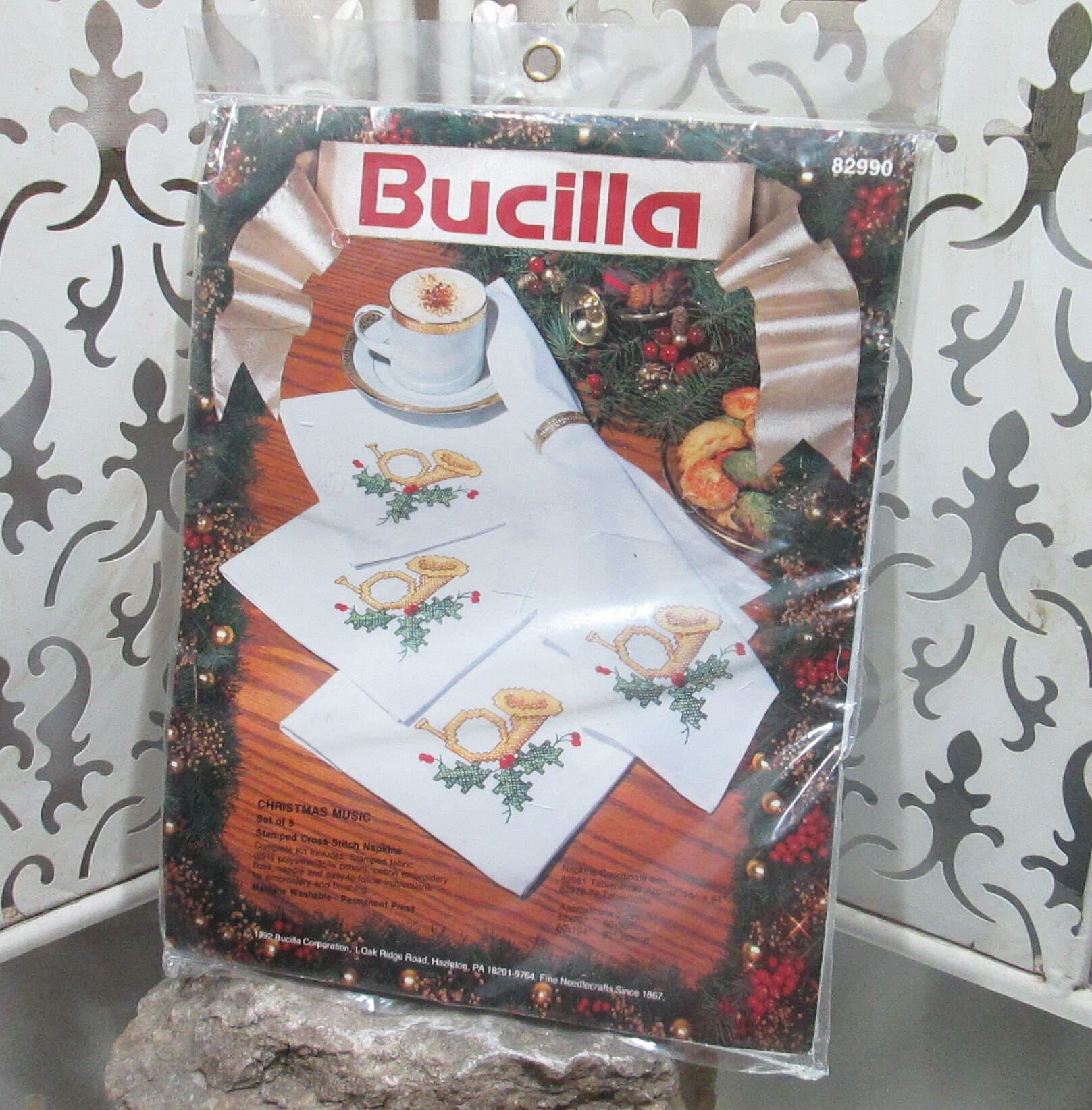 Vintage Bucilla Christmas Napkins to Embroider