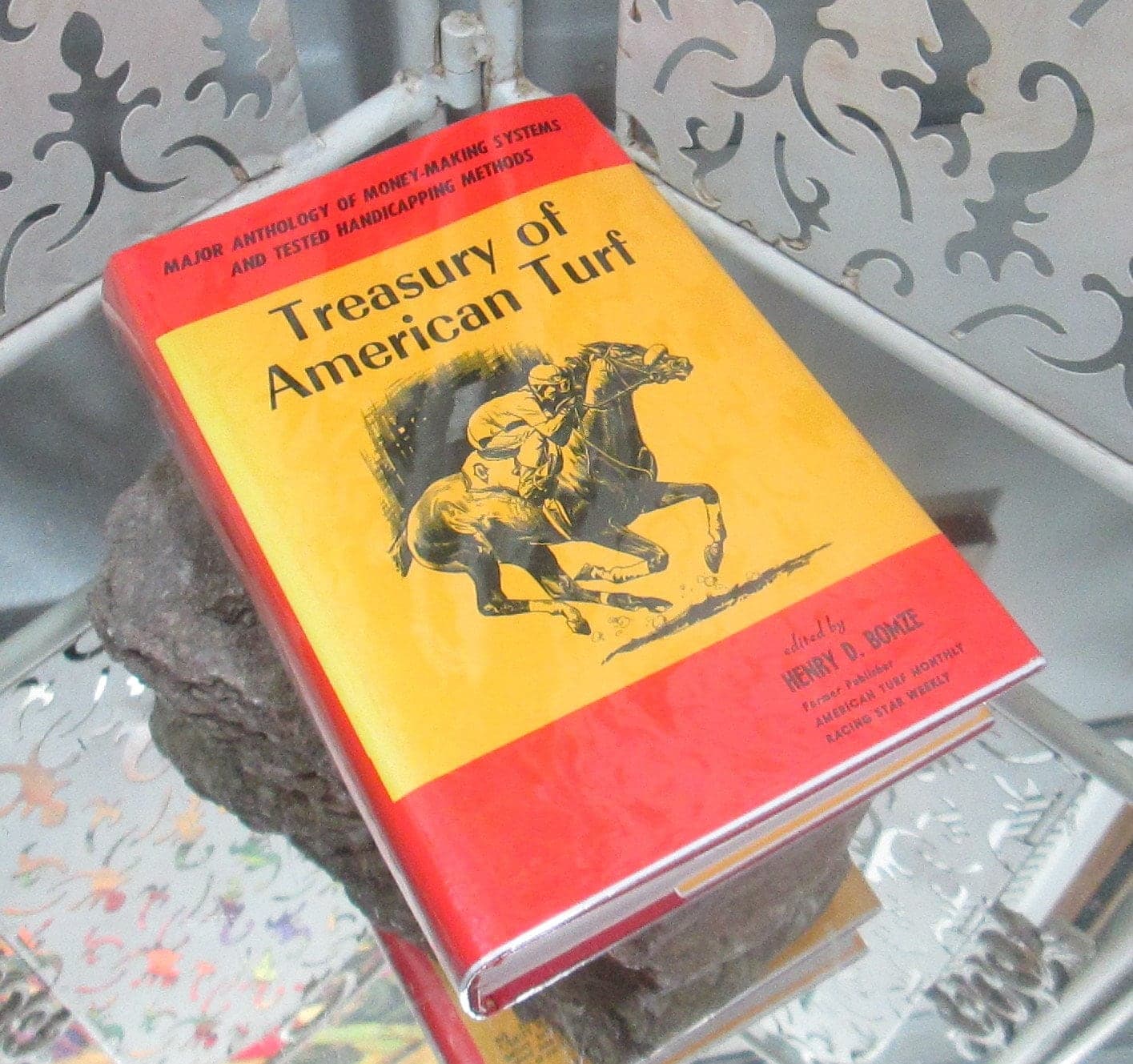 Vintage Book Treasury of American Turf by Henry Bomze, 1975