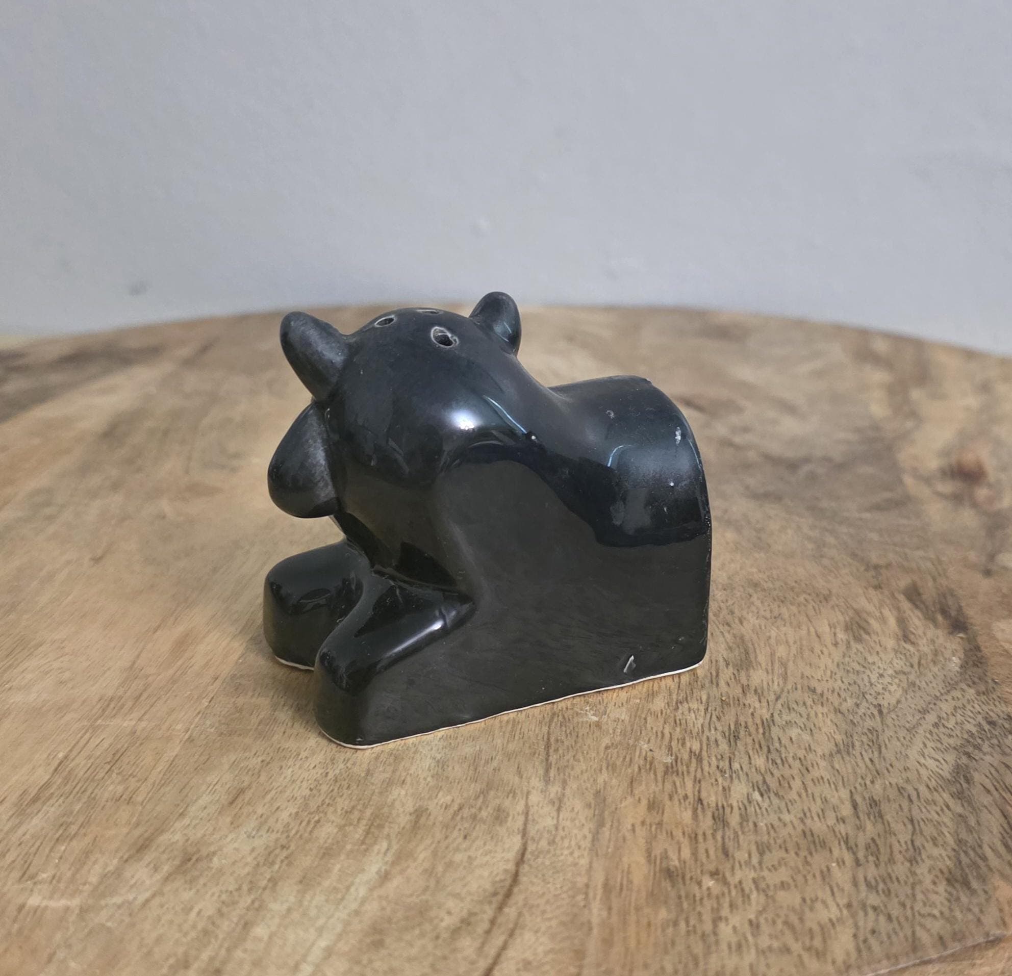 Vintage Modern Style Bull Salt Shaker - Thumbnail 3