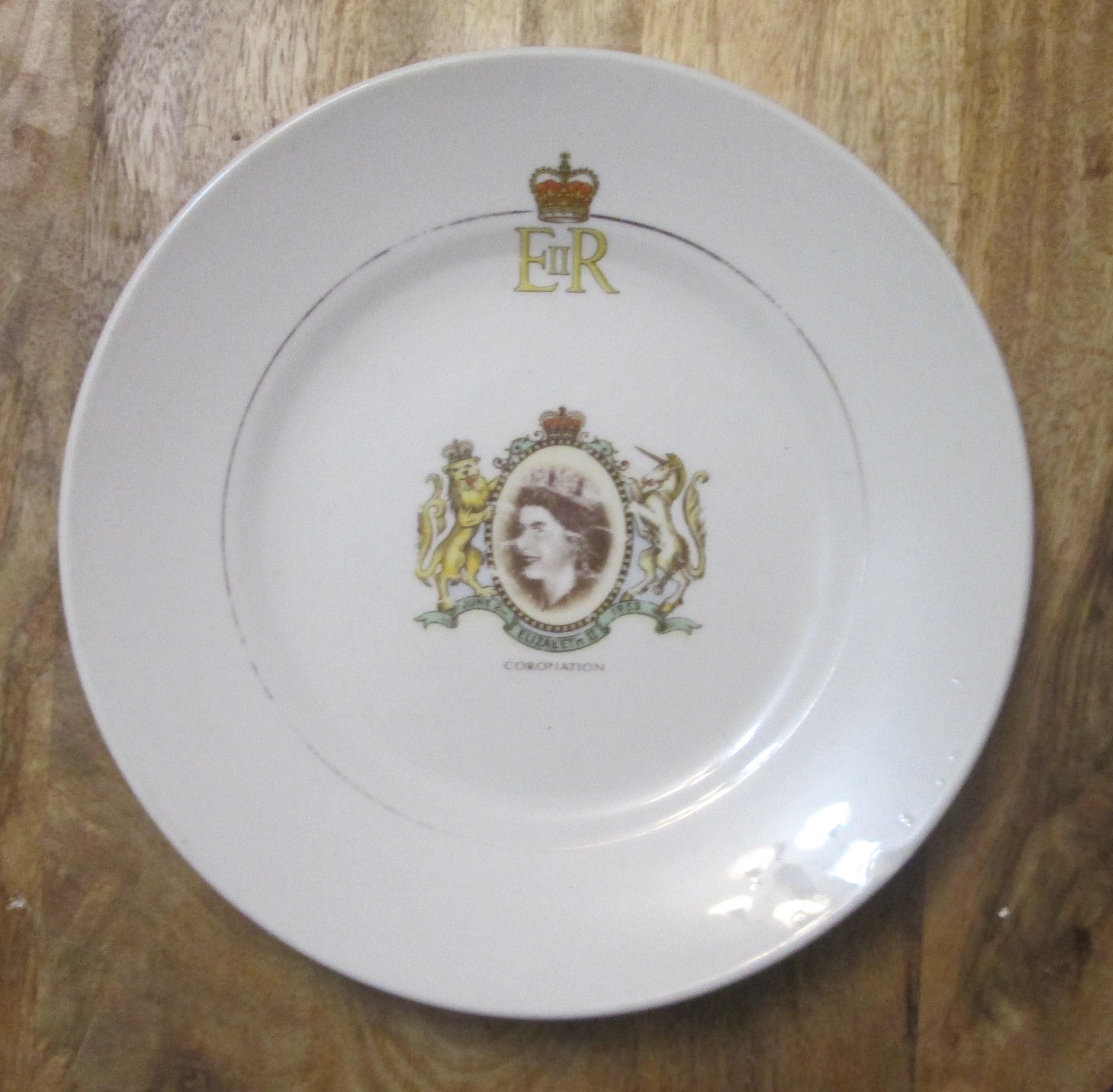Vintage Queen Elizabeth 1953 Coronation Plate