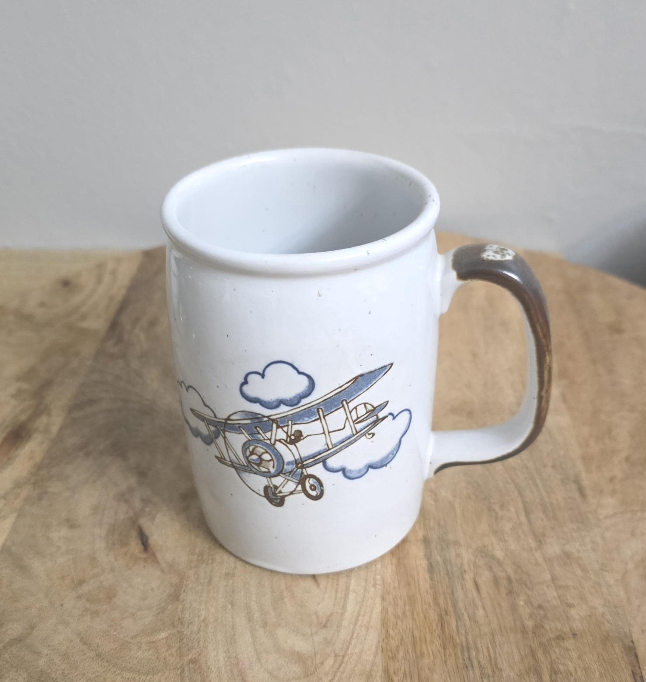Vintage Airplane and Hot Air Balloon Stein - Thumbnail 4