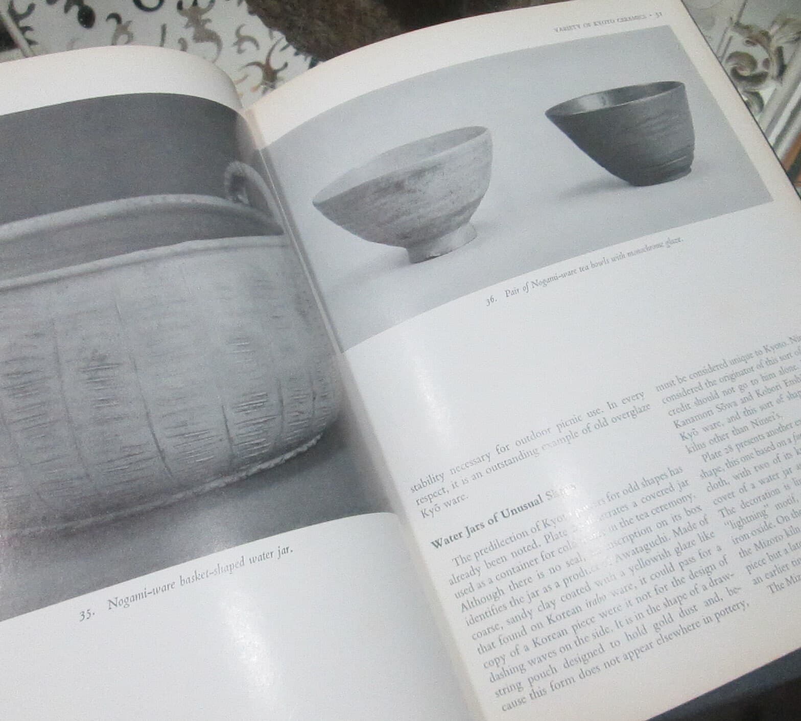 Vintage Arts of Japan 2 Kyoto Ceramics by Masahiko Sato - Thumbnail 4