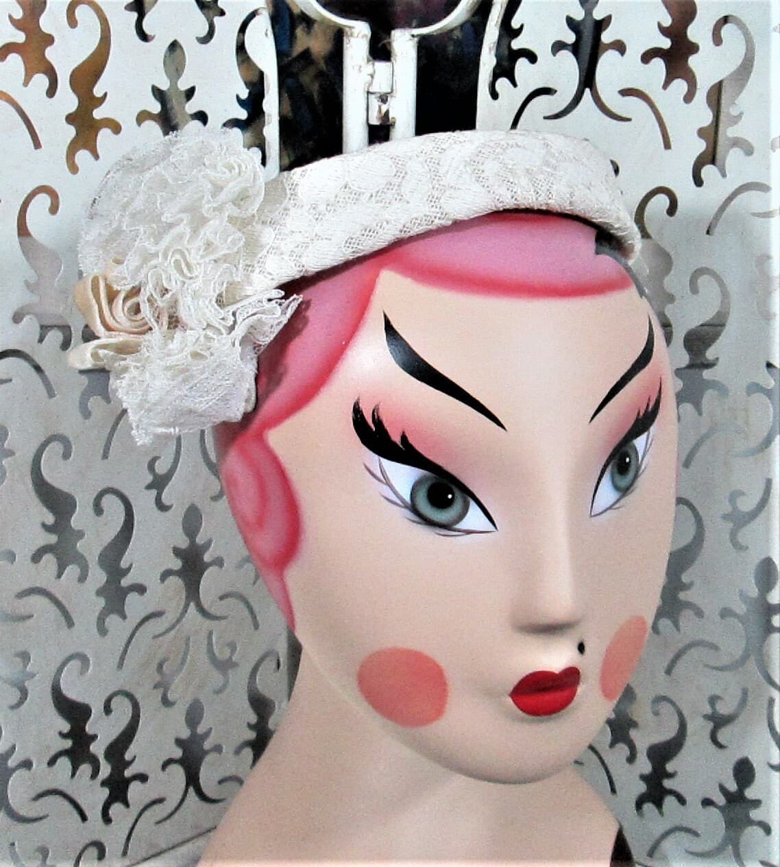 Vintage 1950's Cream Lace Wedding Hat