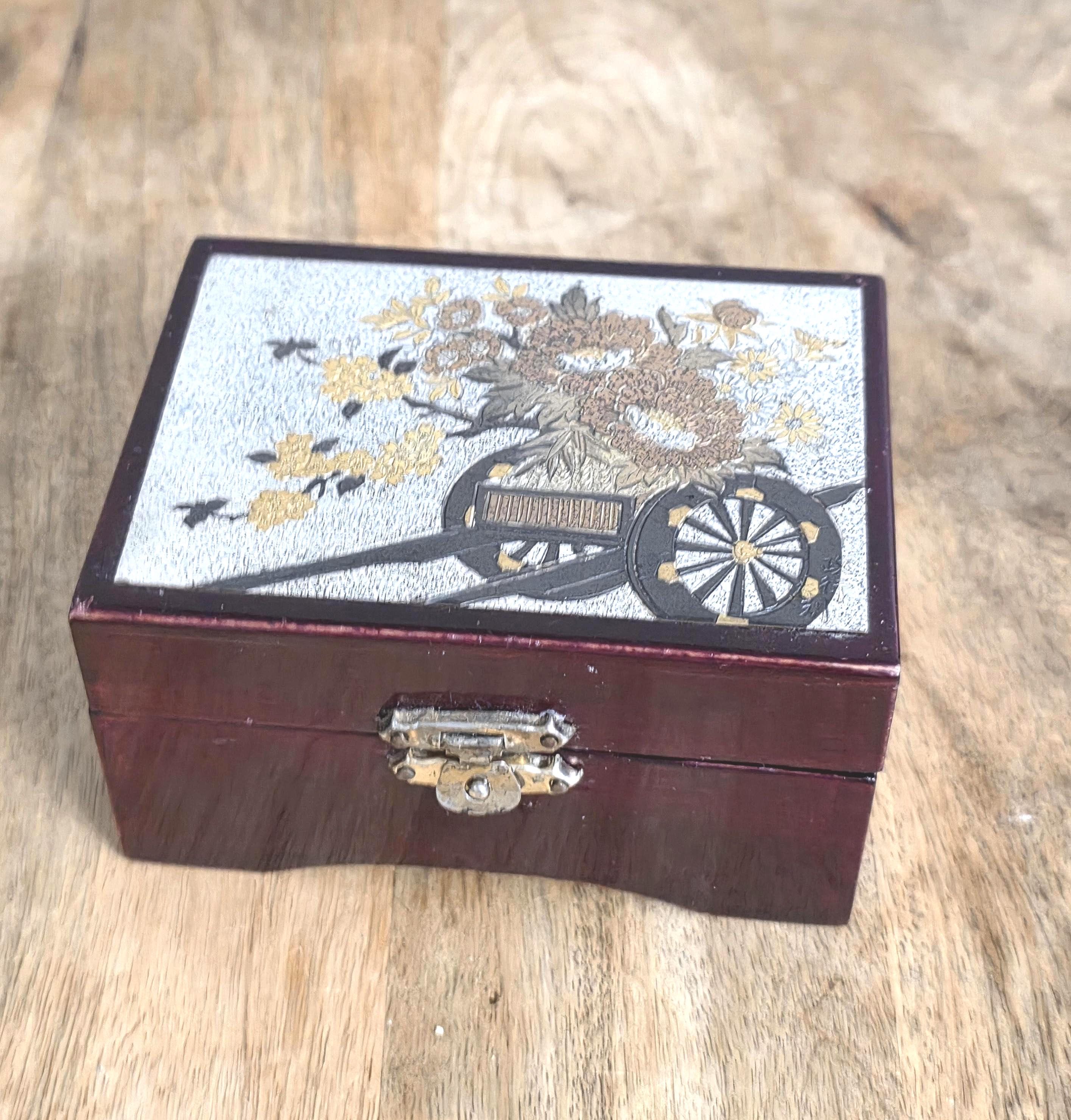Vintage Chokin Trinket Jewelry Box