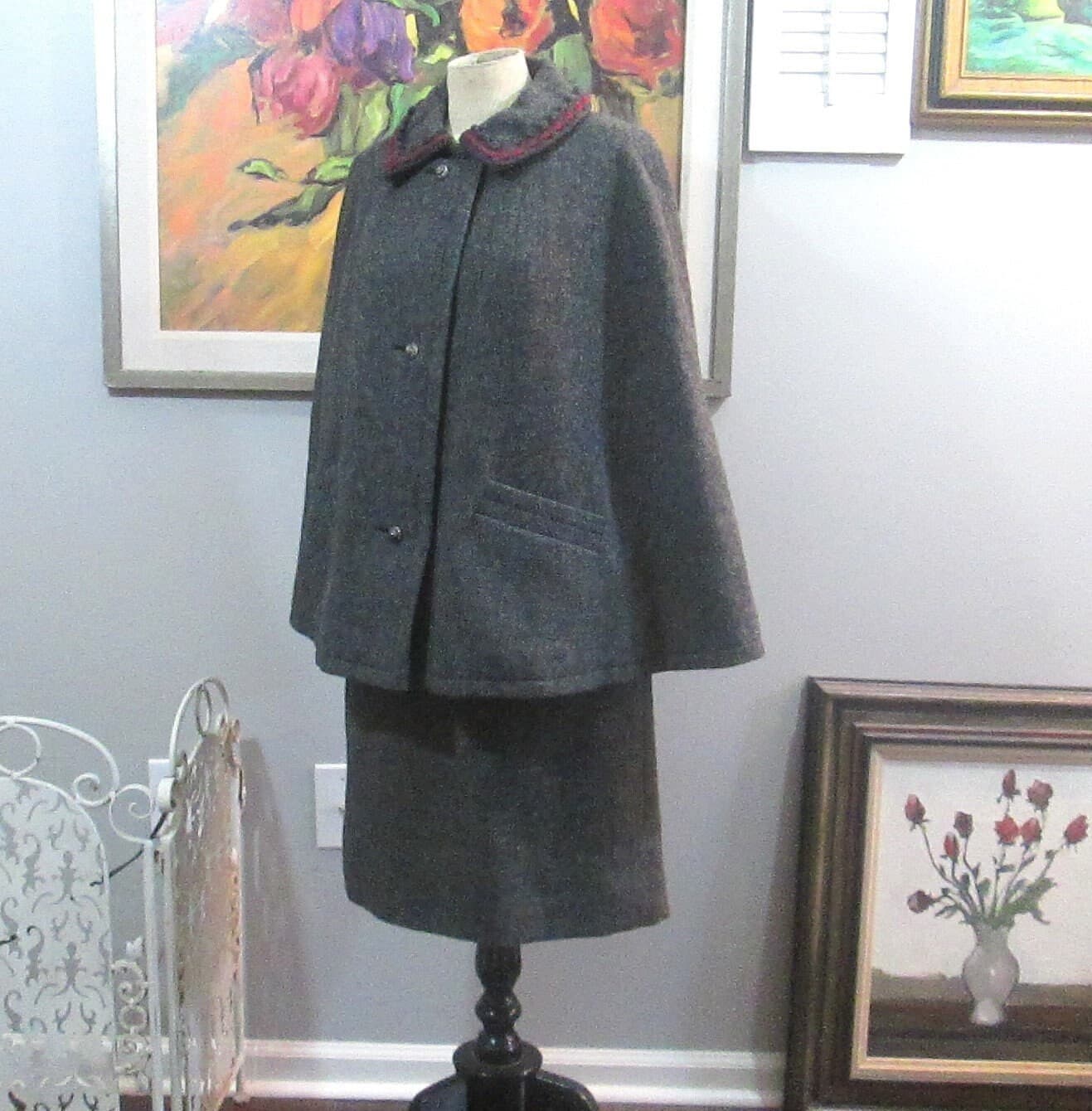 Vintage Resi Hammerer Austria Gray Wool Cape Suit