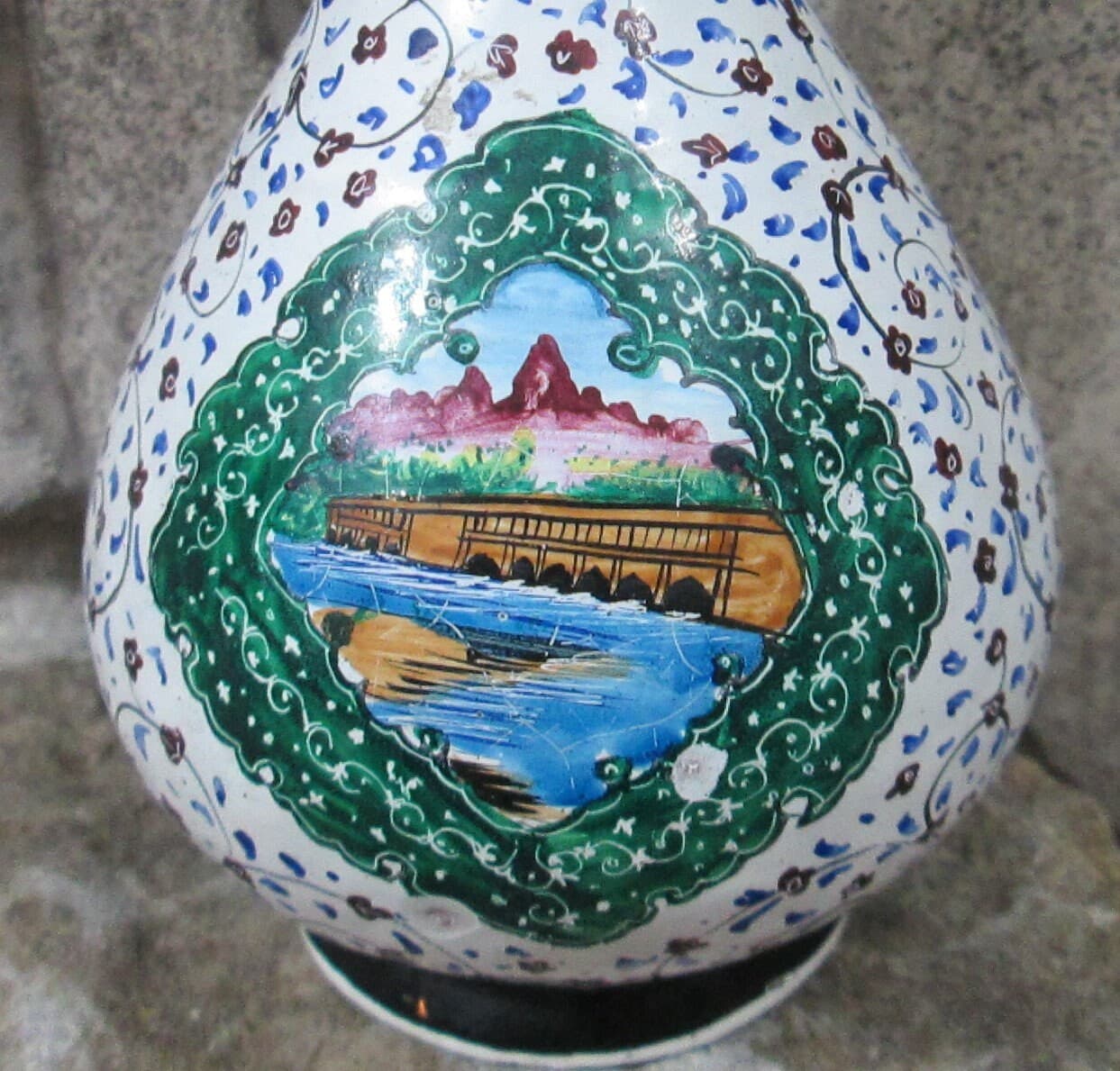 Vintage Enamel Vase - Thumbnail 5