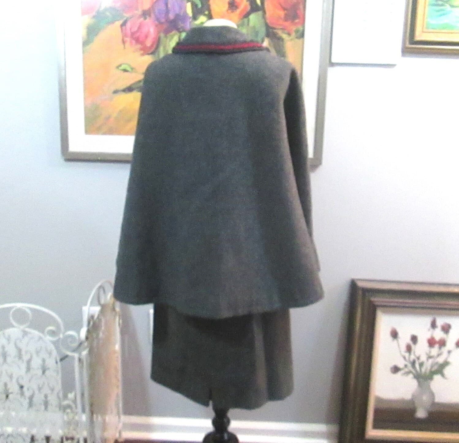 Vintage Resi Hammerer Austria Gray Wool Cape Suit - Thumbnail 4