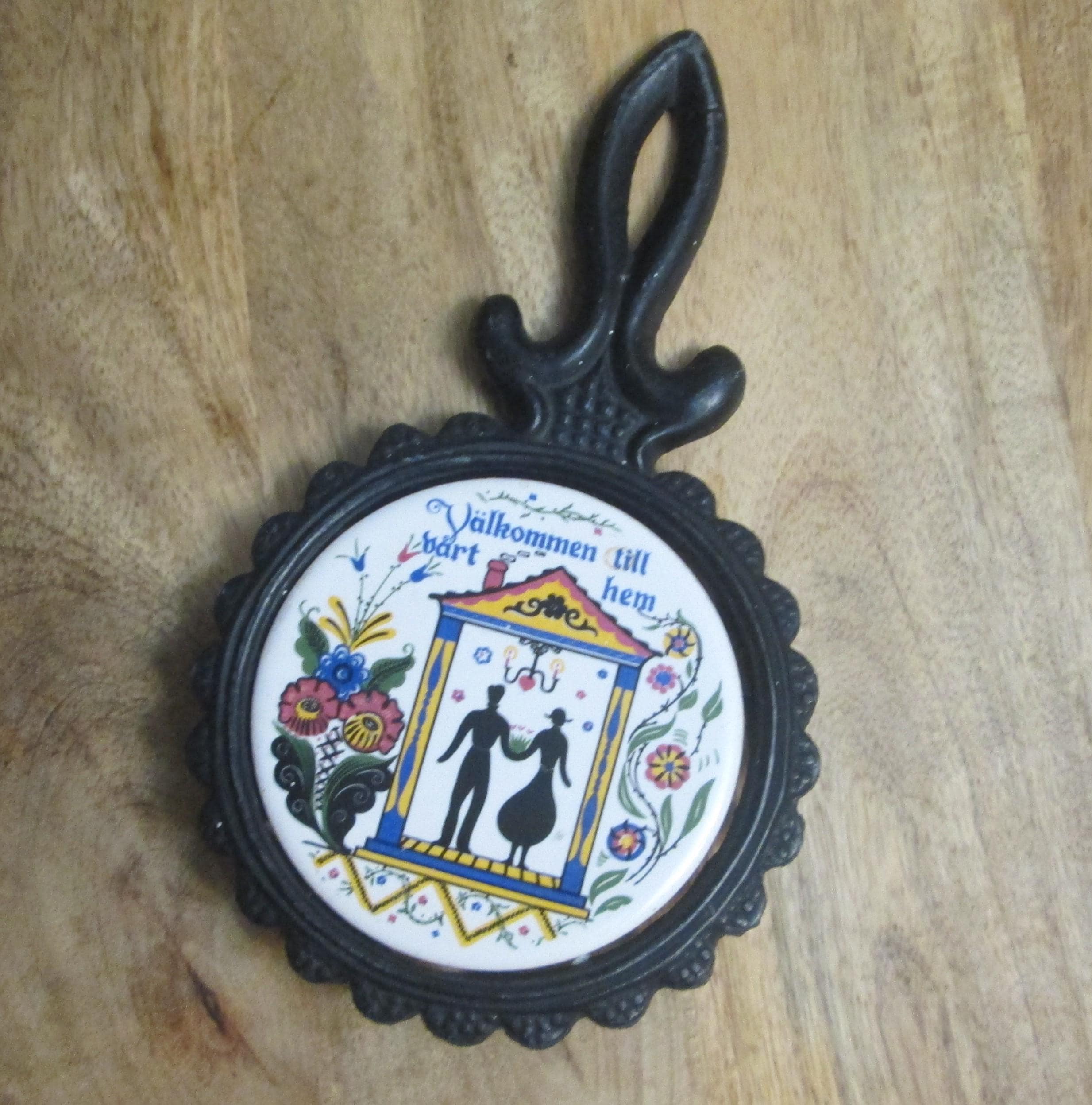 Vintage Swedish Bergren Traynor Style Welcome Trivet