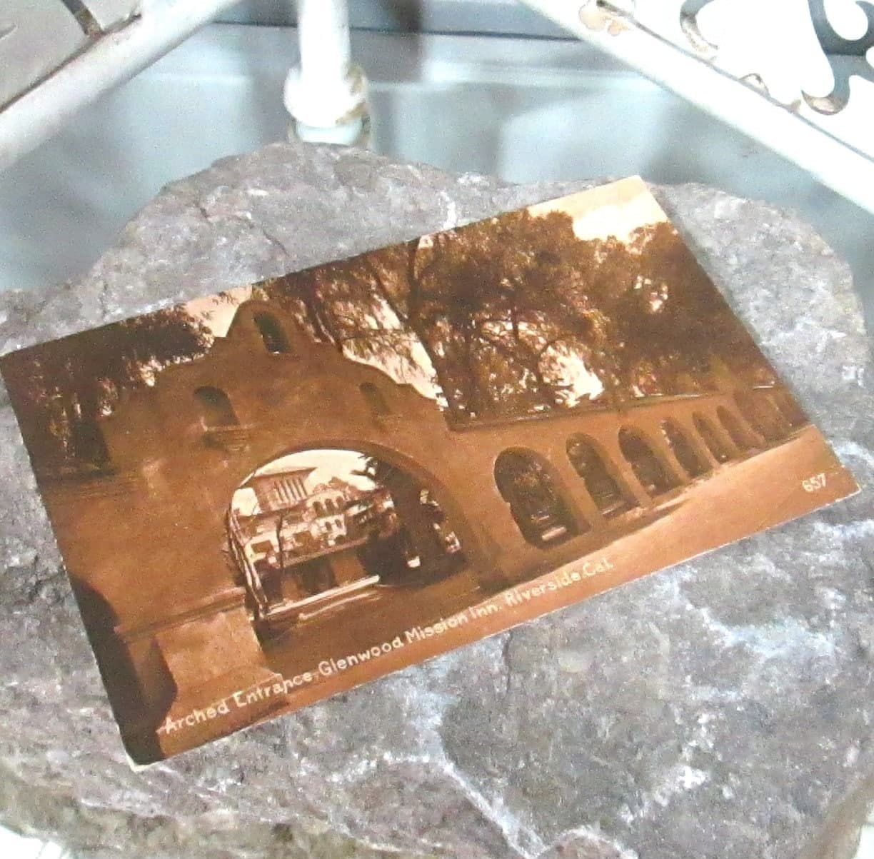 Vintage Glenwood Mission Inn Riverside, California Post Card