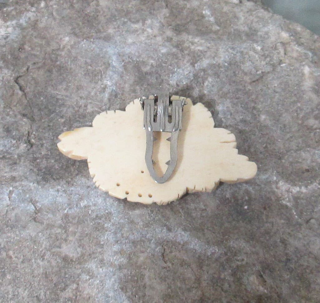 Vintage Celluloid Floral Dress Clip - Thumbnail 2