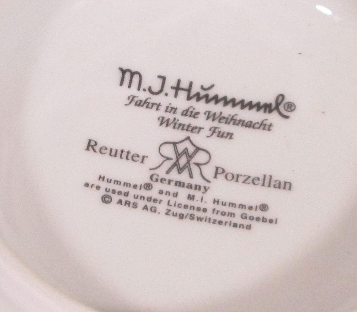 Vintage Reutter Porzellan Germany MJ Hummel Winter Fun Trinket Box - Thumbnail 3