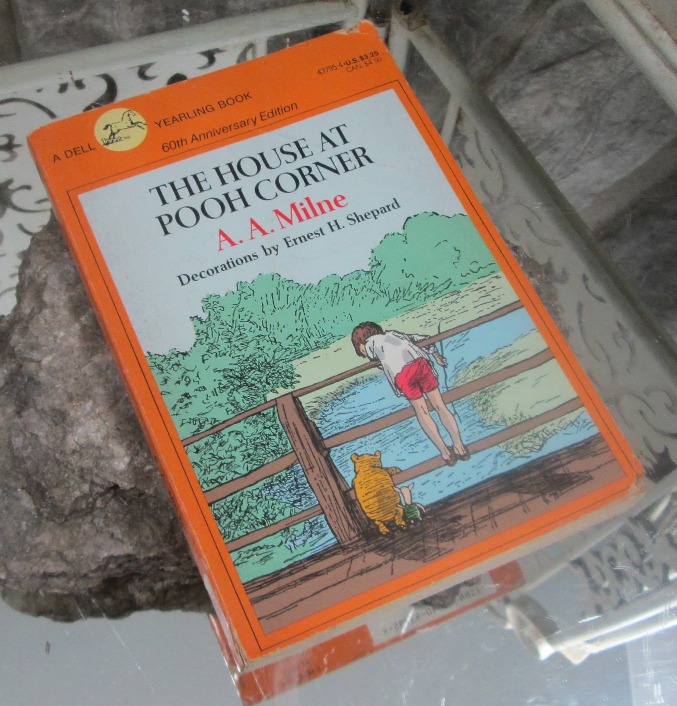 Vintage Paperback The House at Pooh Corner by A.A. Milne, 1970