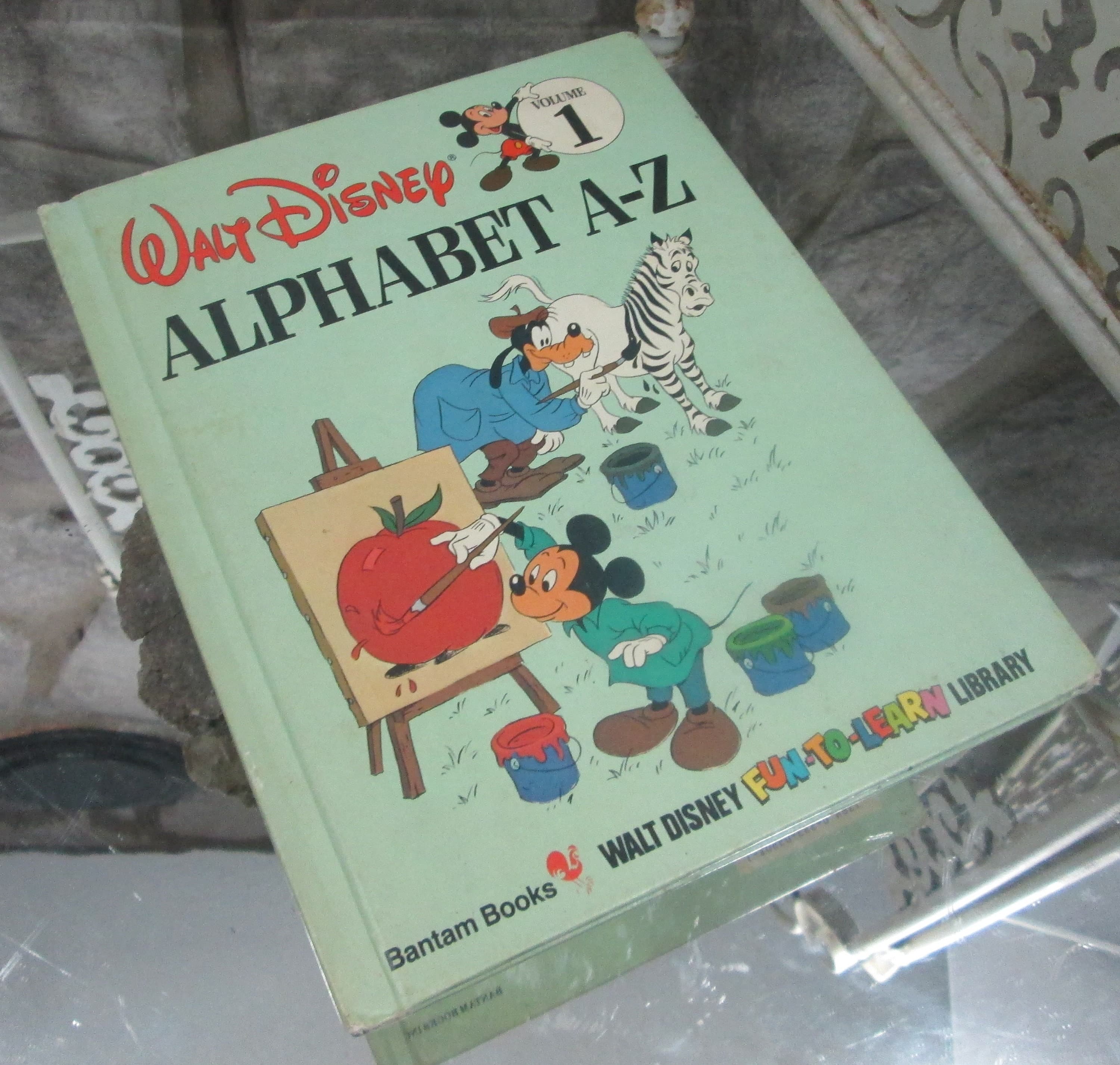 Vintage Walt Disney Alphabet A-Z Volume 1, 1983
