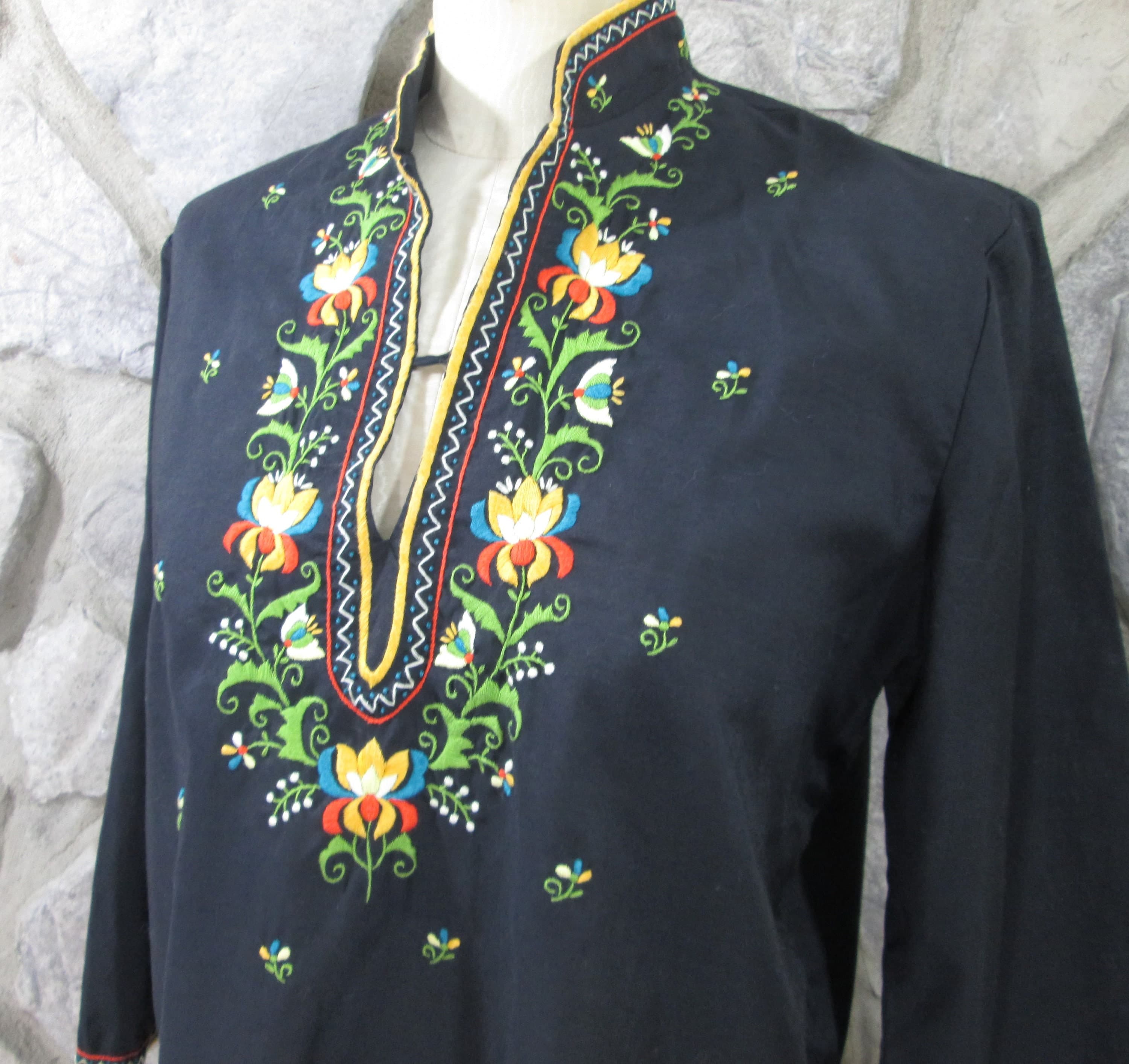 Vintage Chinese Esme Embroidery Peasant Blouse - Thumbnail 2