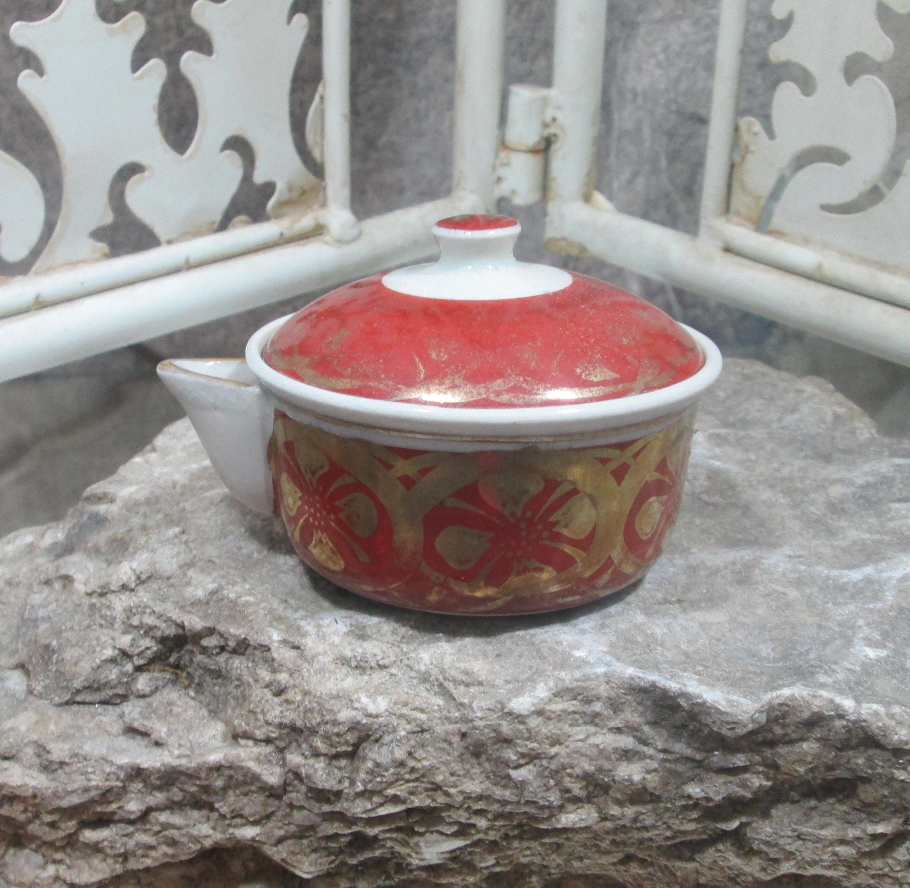 Vintage Japanese Imari Mini Teapot