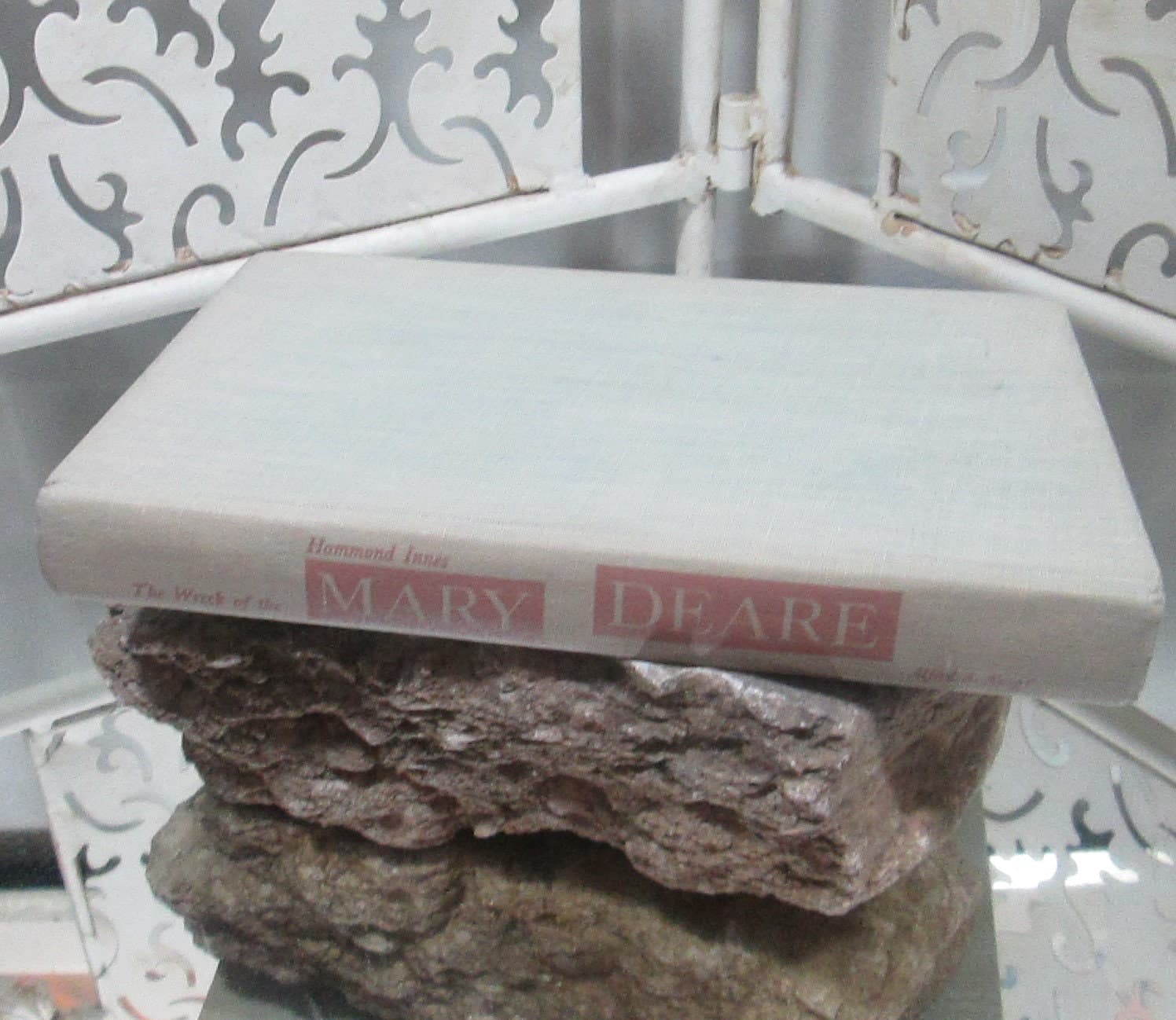 Vintage Book Wreck of the Mary Deare by Hammond Innes, 1956 - Thumbnail 2