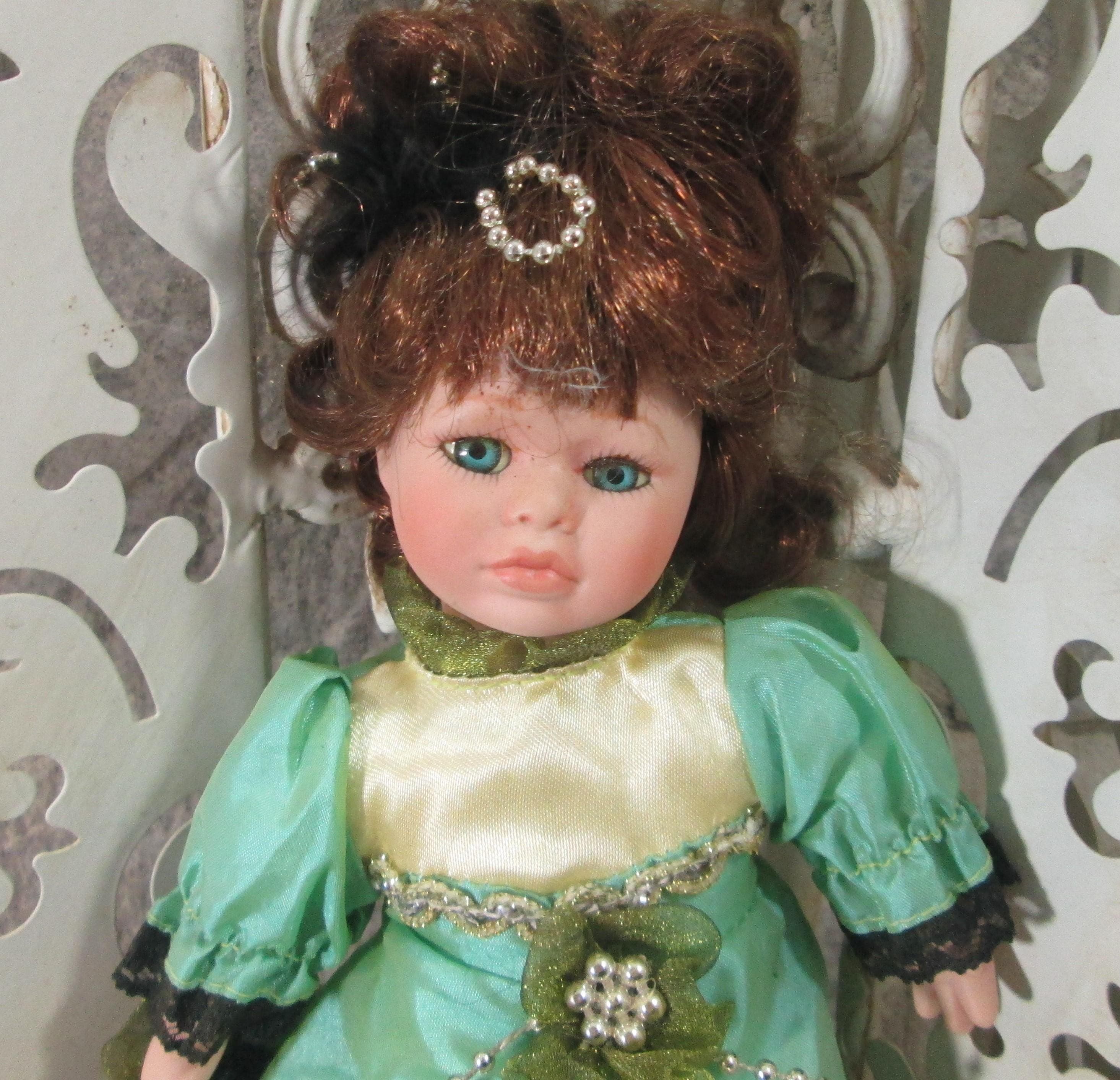 Vintage Gustave Wolff Porcelain Doll - Thumbnail 2