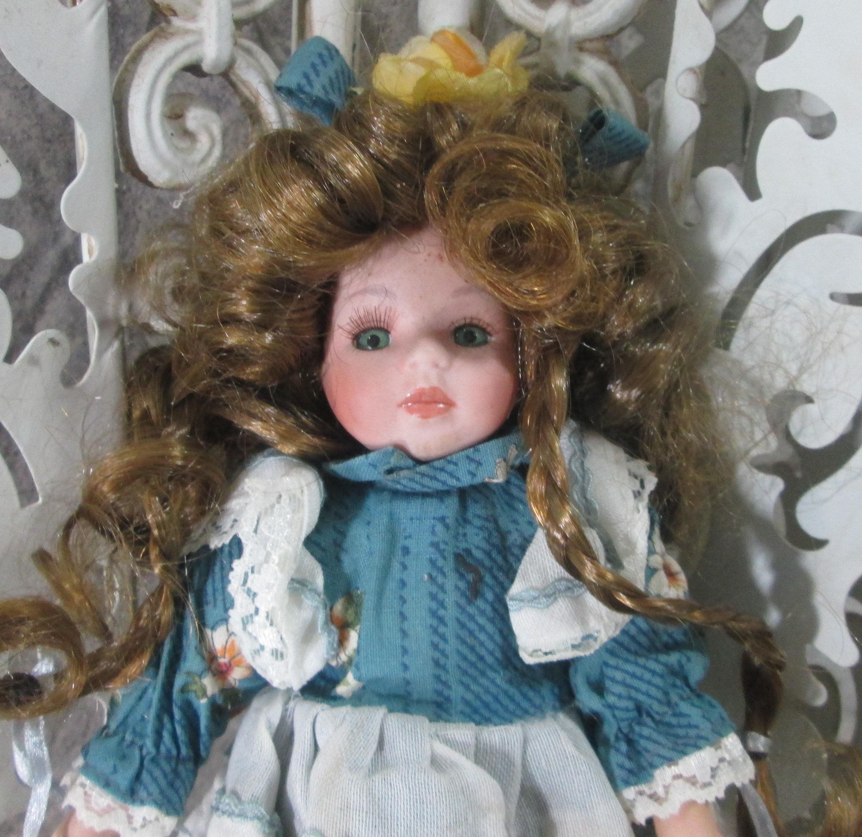 Vintage Porcelain Doll - Thumbnail 2