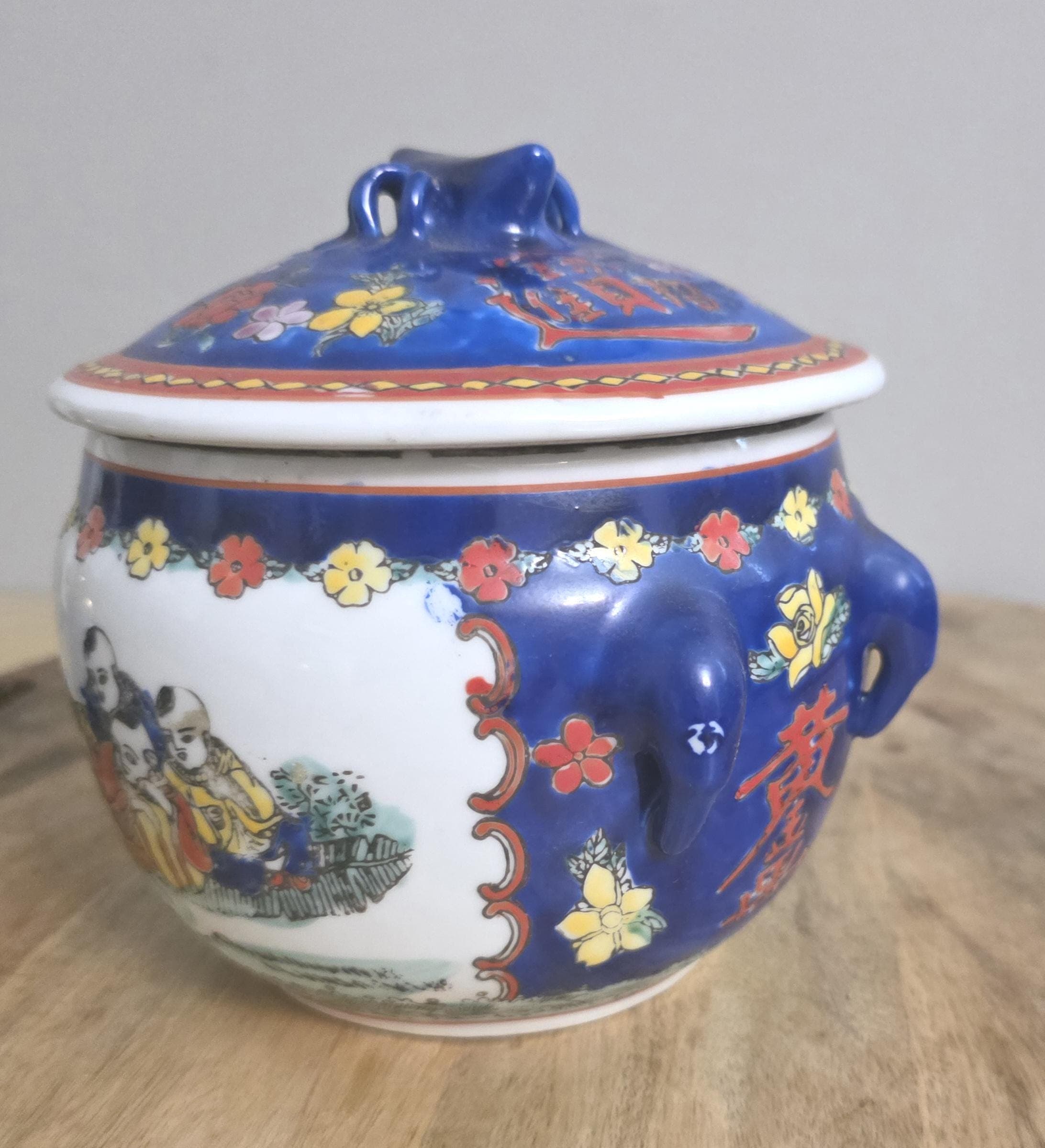 Vintage Chinese Enamel Oriental Porcelain Cooking Pot - Thumbnail 4