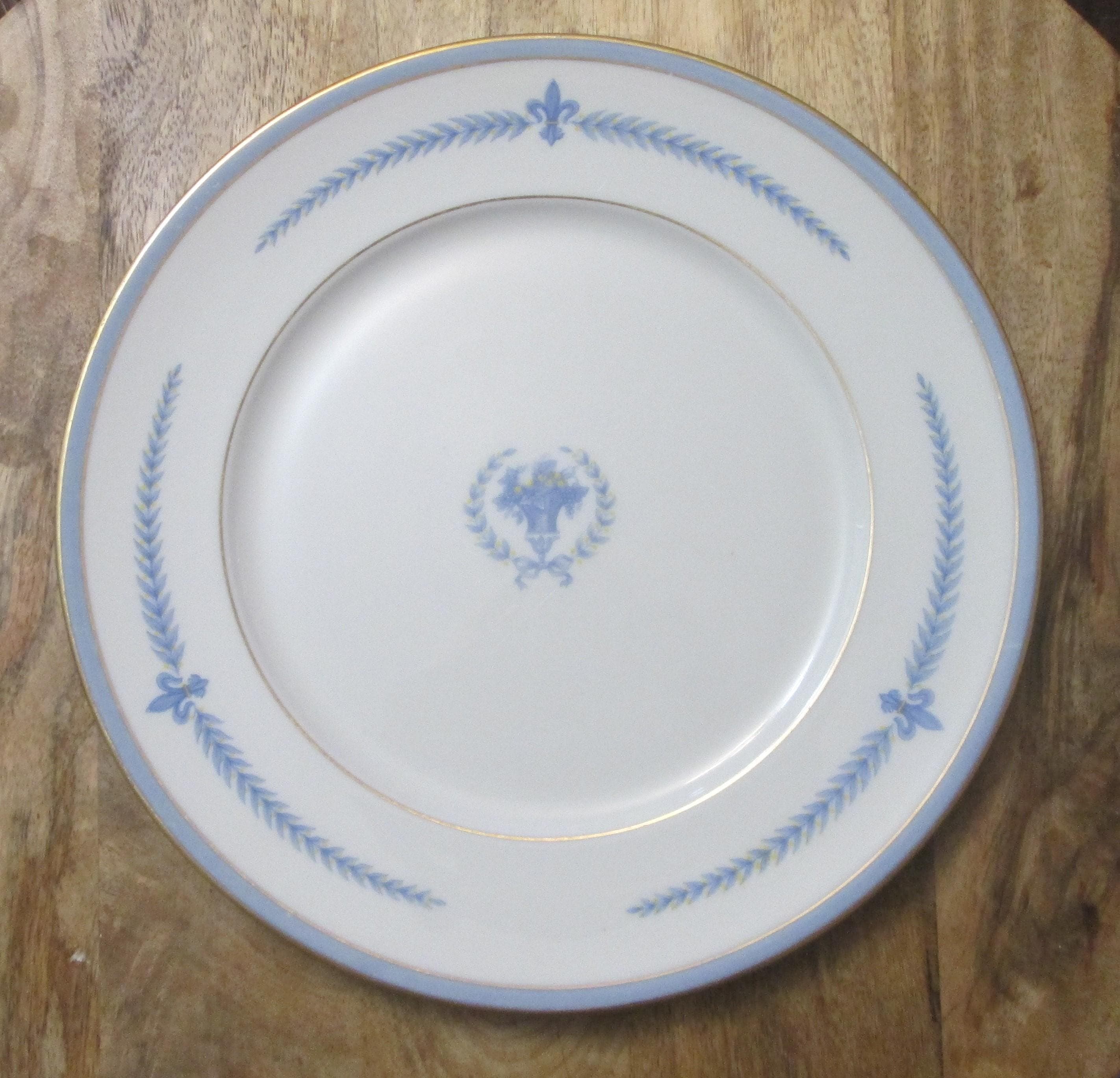 Vintage Lamberton Puritan Pattern Dinner Plate
