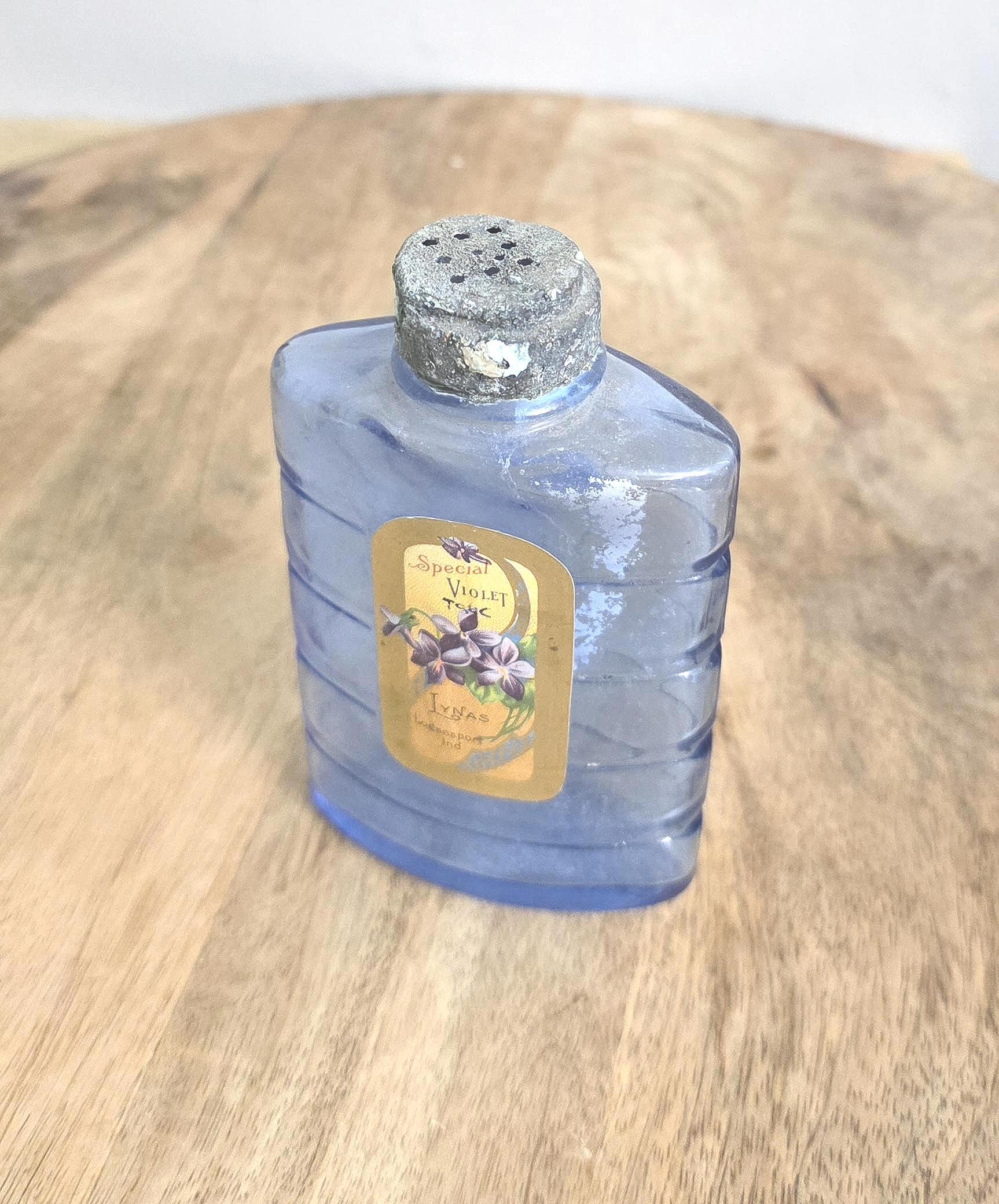 Vintage Bourjois Violet Talc Blue Glass Shaker Bottle - Thumbnail 3