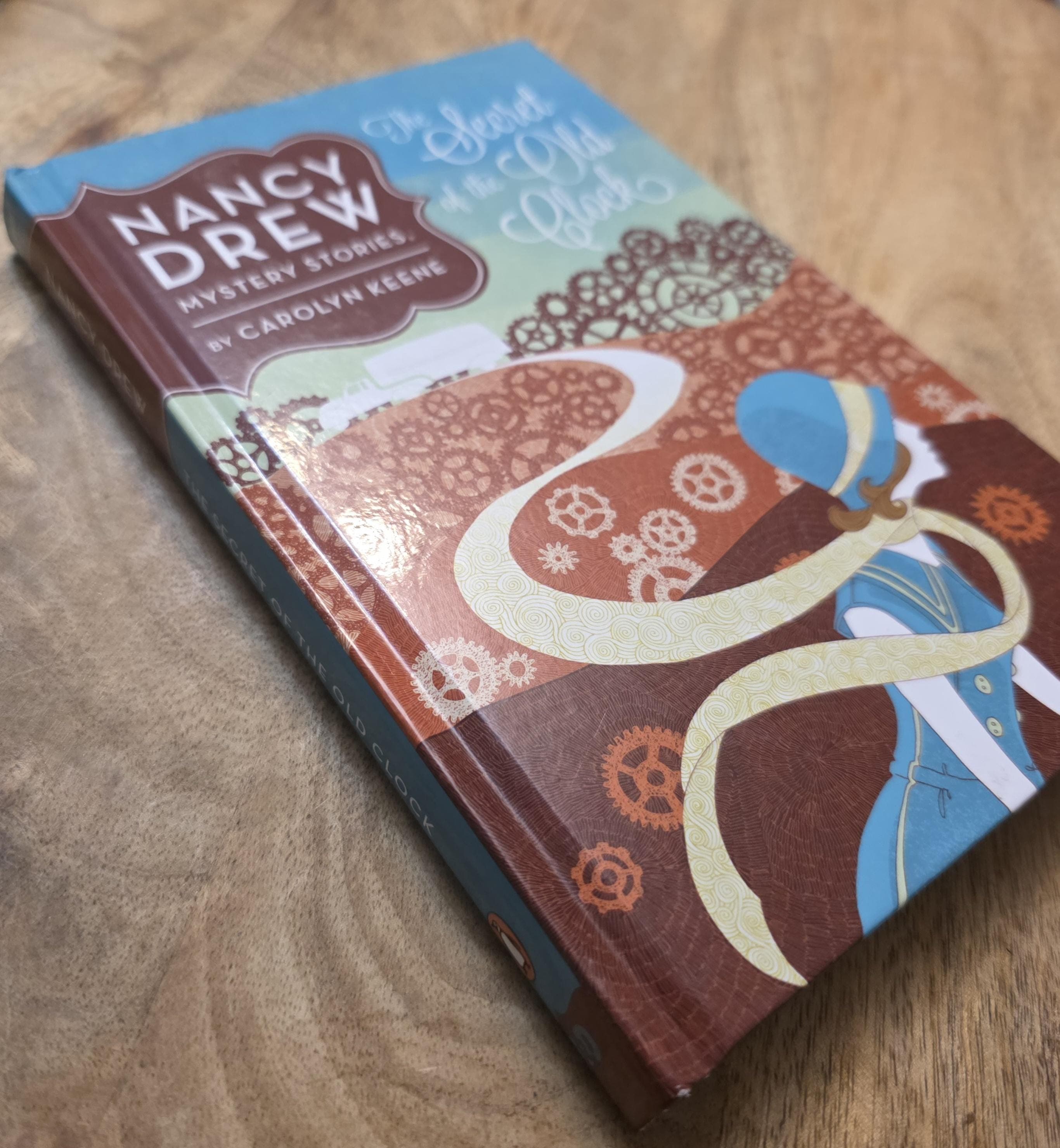 Nancy Drew The Secret of the Old Clock by Carolyn Keene - Thumbnail 2