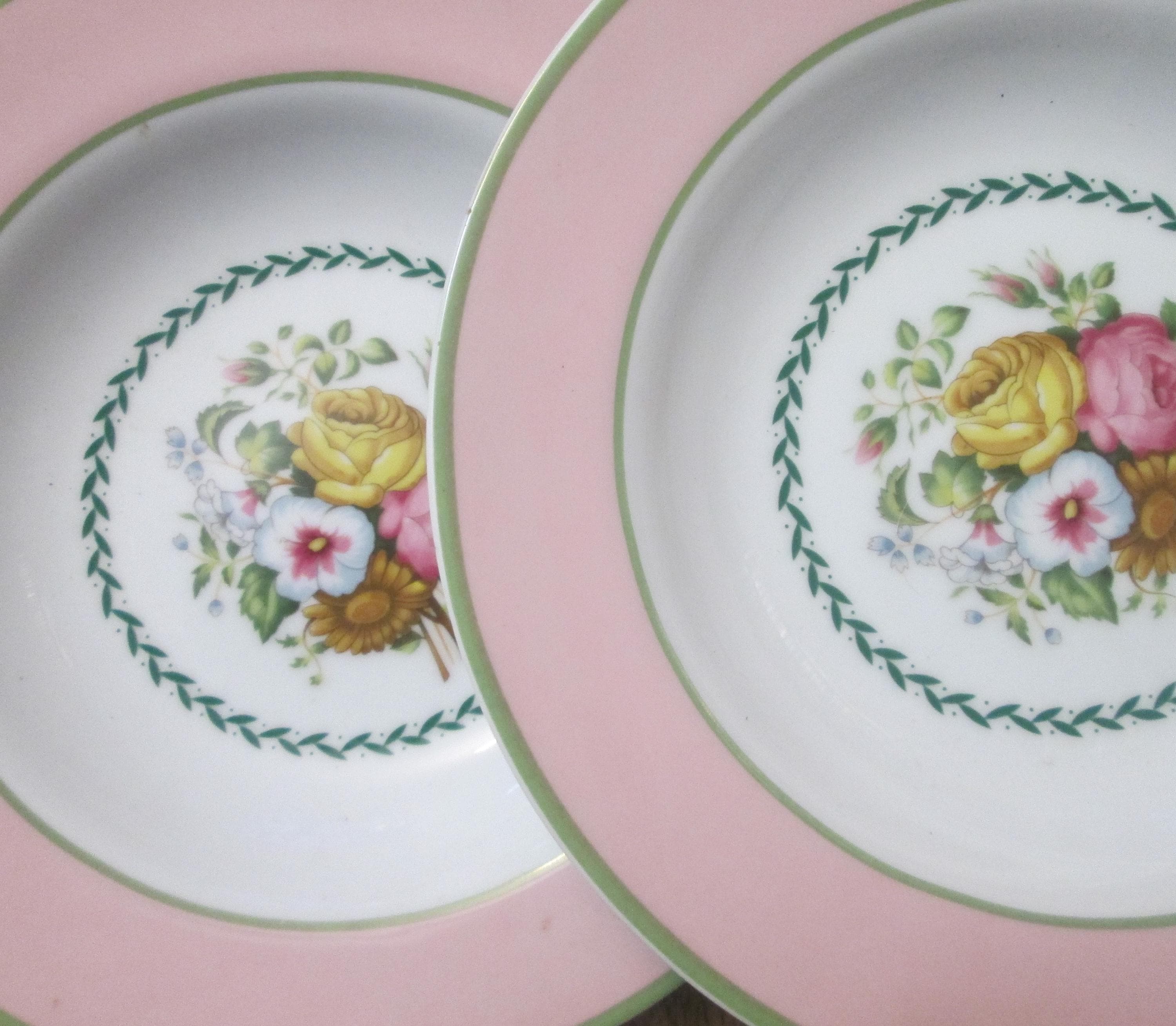 Vintage Georges Briard St. Honore Pattern Bowls