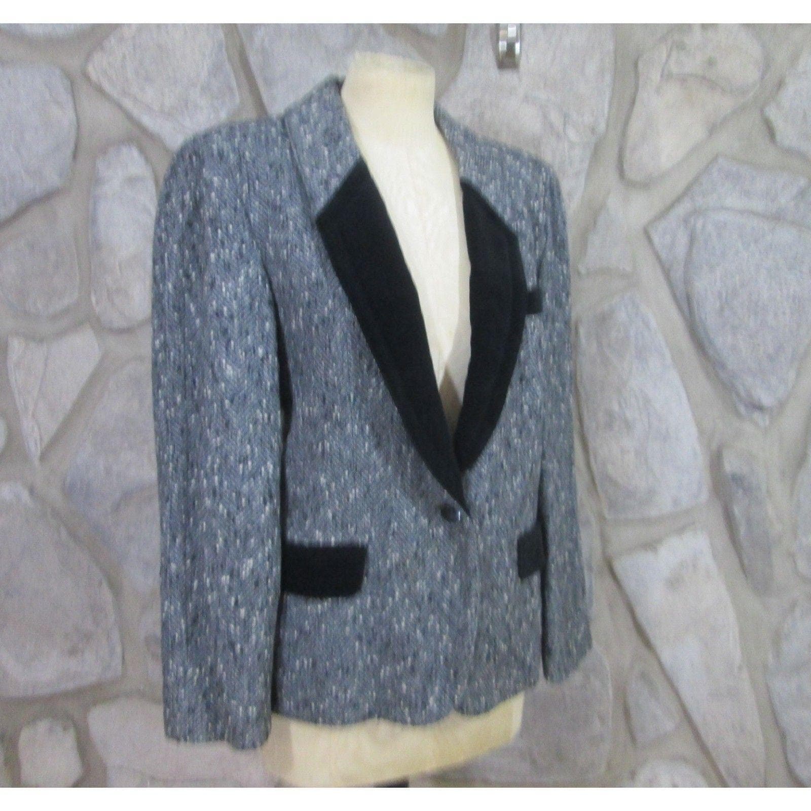 Vintage Escada Black Tweed Blazer Jacket
